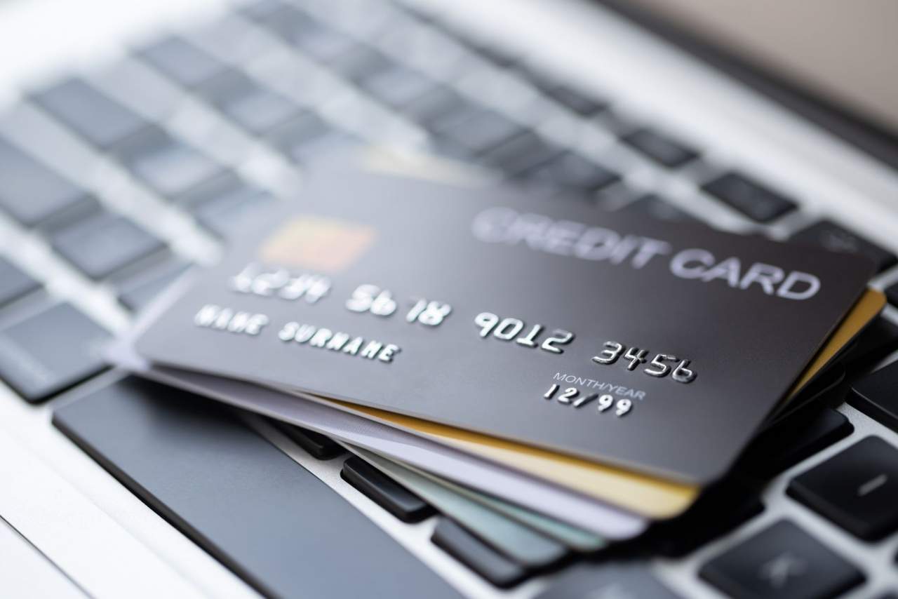 ¿Cuándo es abusiva una cláusula de un contrato de tarjeta de crédito? Víctimas del Crédito