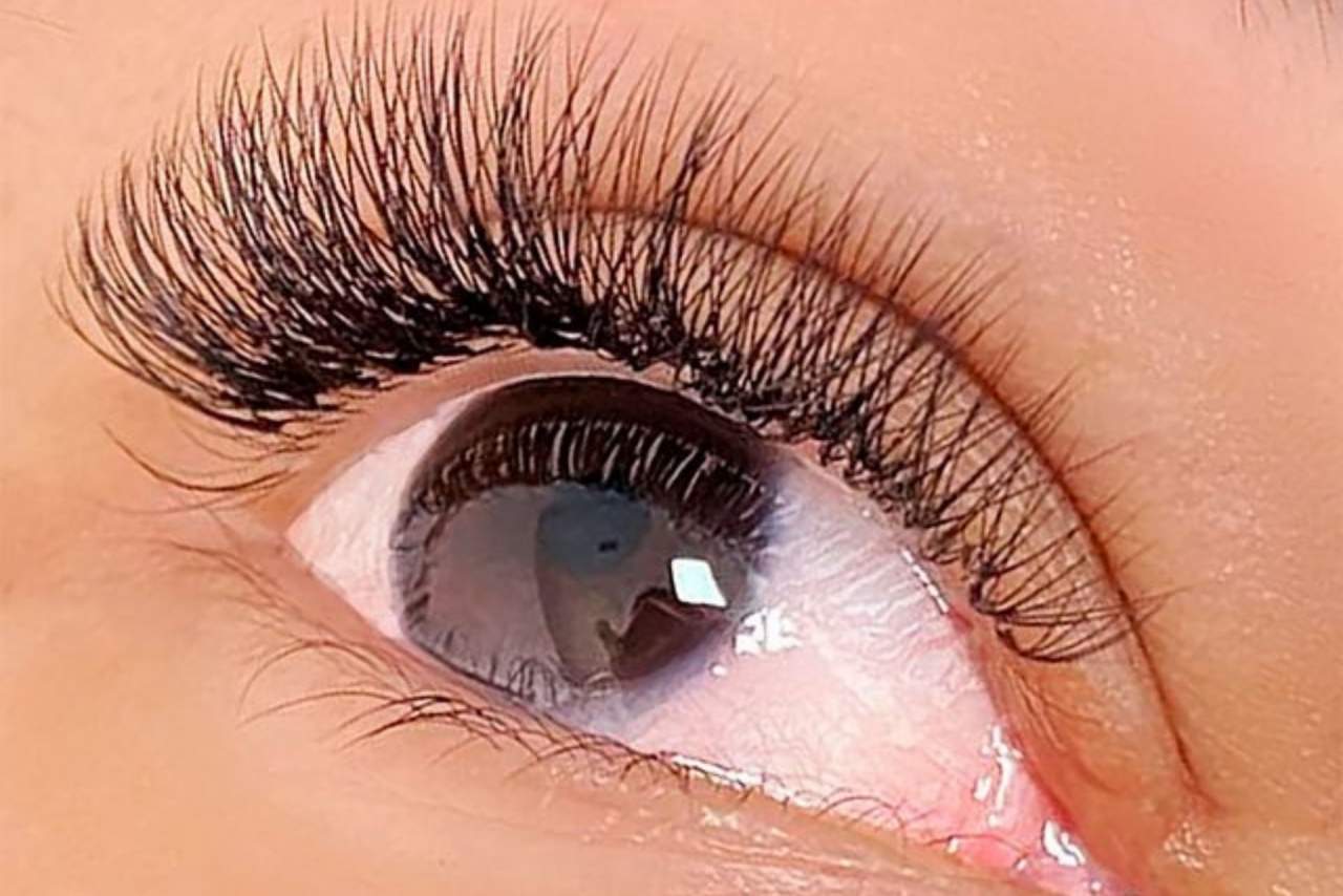 La franquicia de pestañas con más éxito en 2021: Lashes & More
