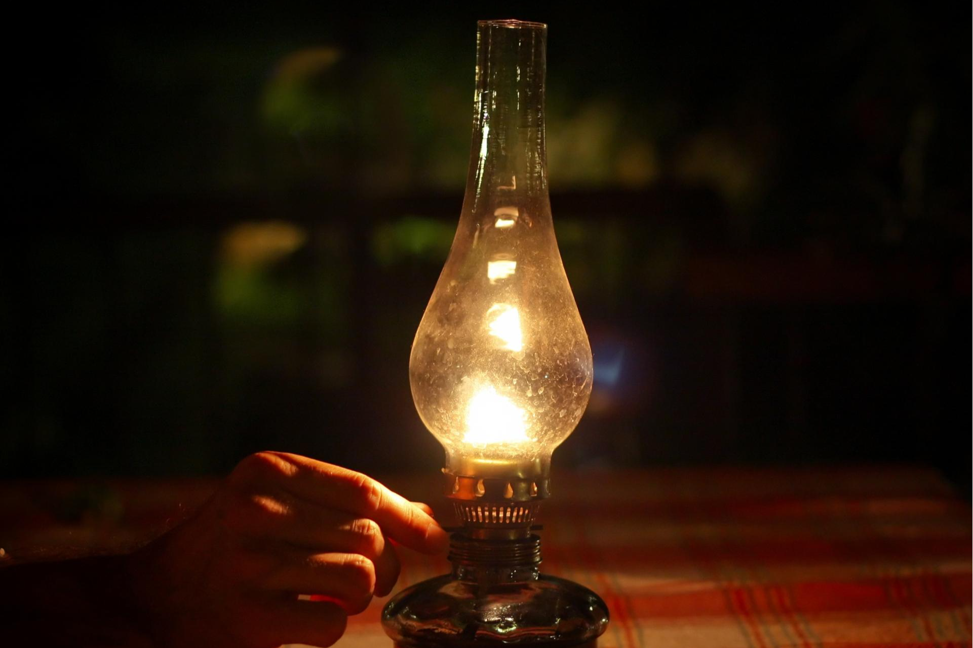 ¿Cuánto pagas de luz y gas? Asesoramiento de Ahorro Direct para entender las nuevas tarifas