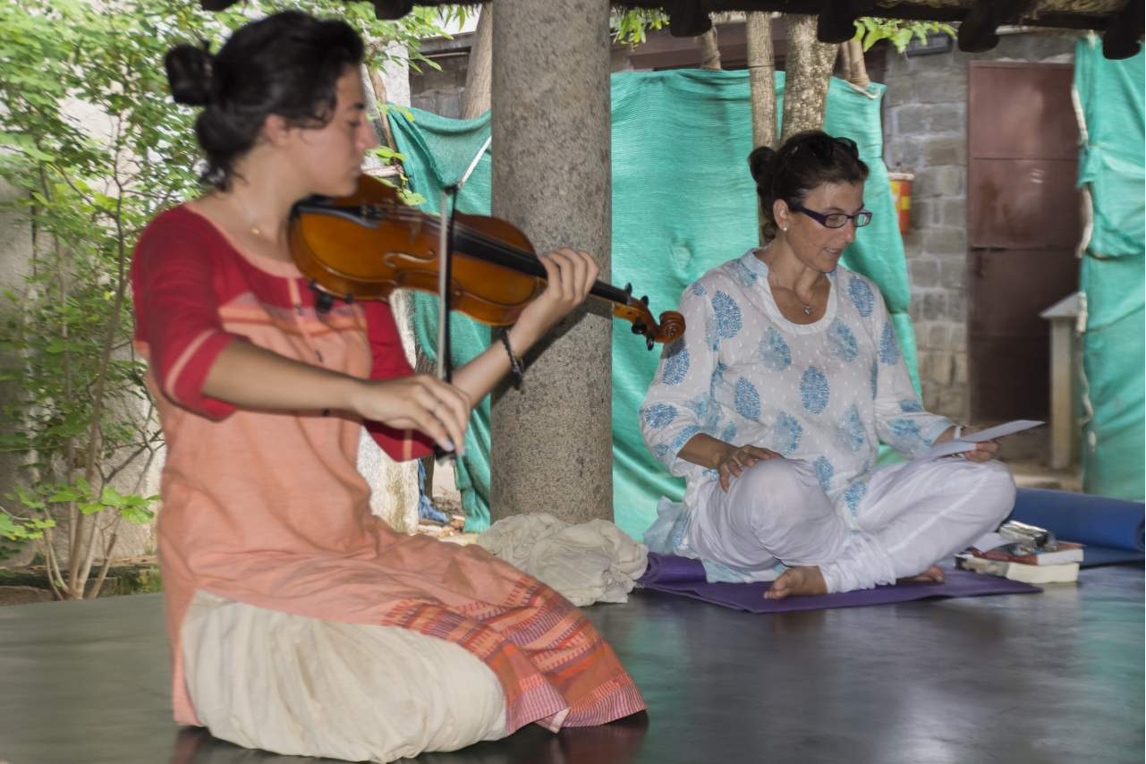 Clases de yoga online con Gloria Alcaide