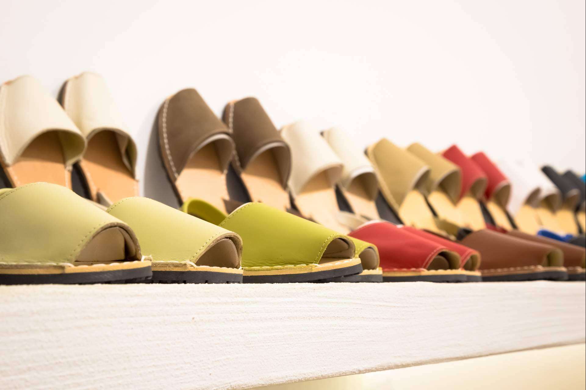 Menorquinas zapatos: la tendencia de cada verano