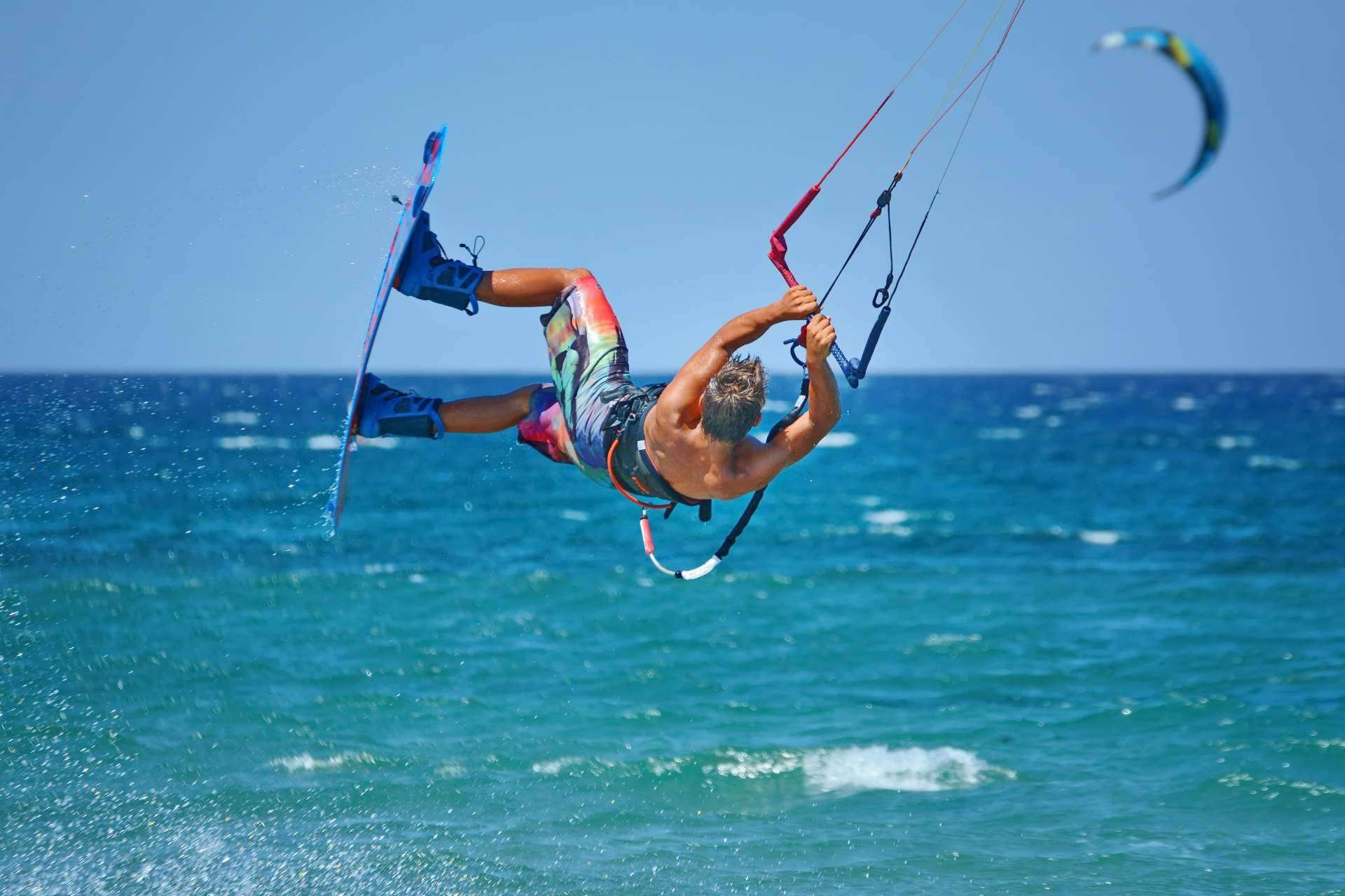 ¿Dónde aprender Kitesurf en Tarifa?: Escuela 3 Sixty Kite School Tarifa
