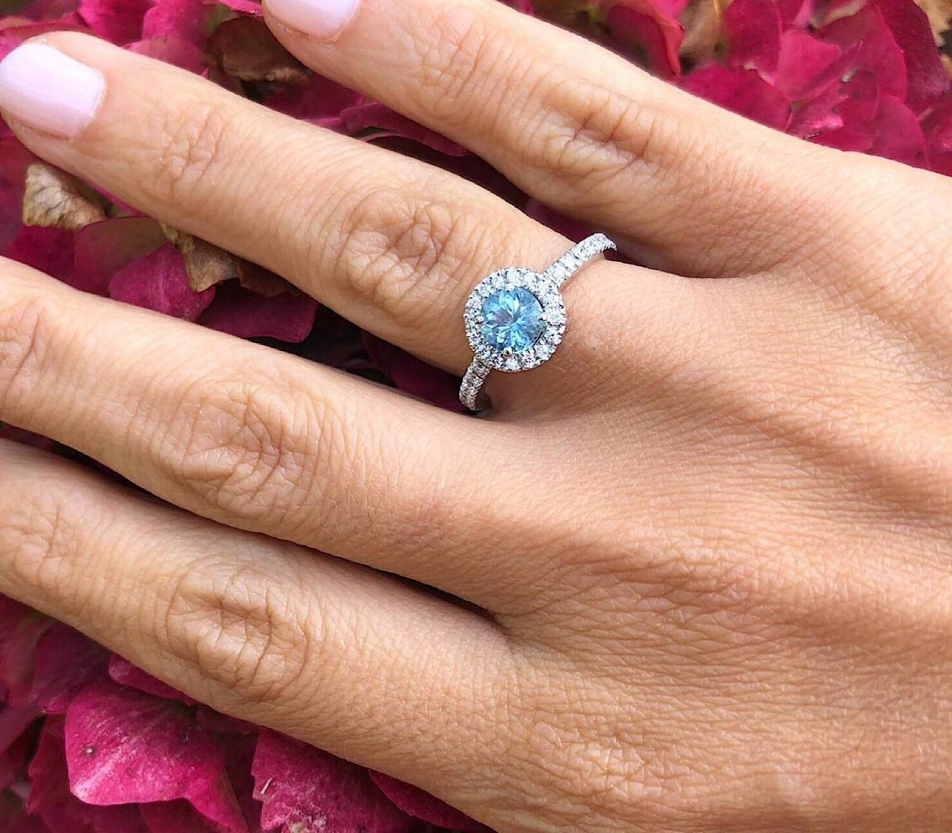 GODIAM Alta Joyería presenta  los anillos de compromiso exclusivos y a medida de la nueva colección