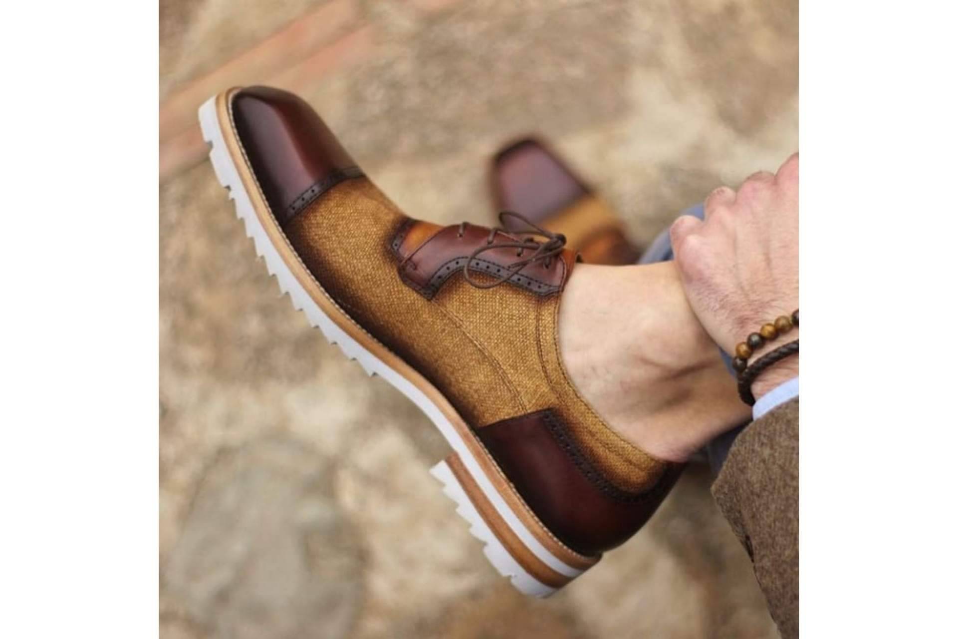 La plataforma de diseño de calzado masculino 3D online: VJ Collection