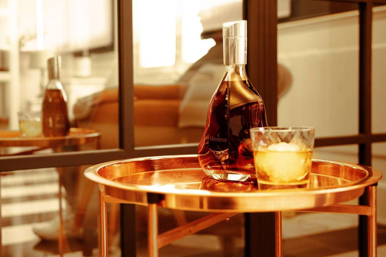 Mesa 16 se posiciona como una de las mejores opciones para comprar bebidas premium y productos gourmet