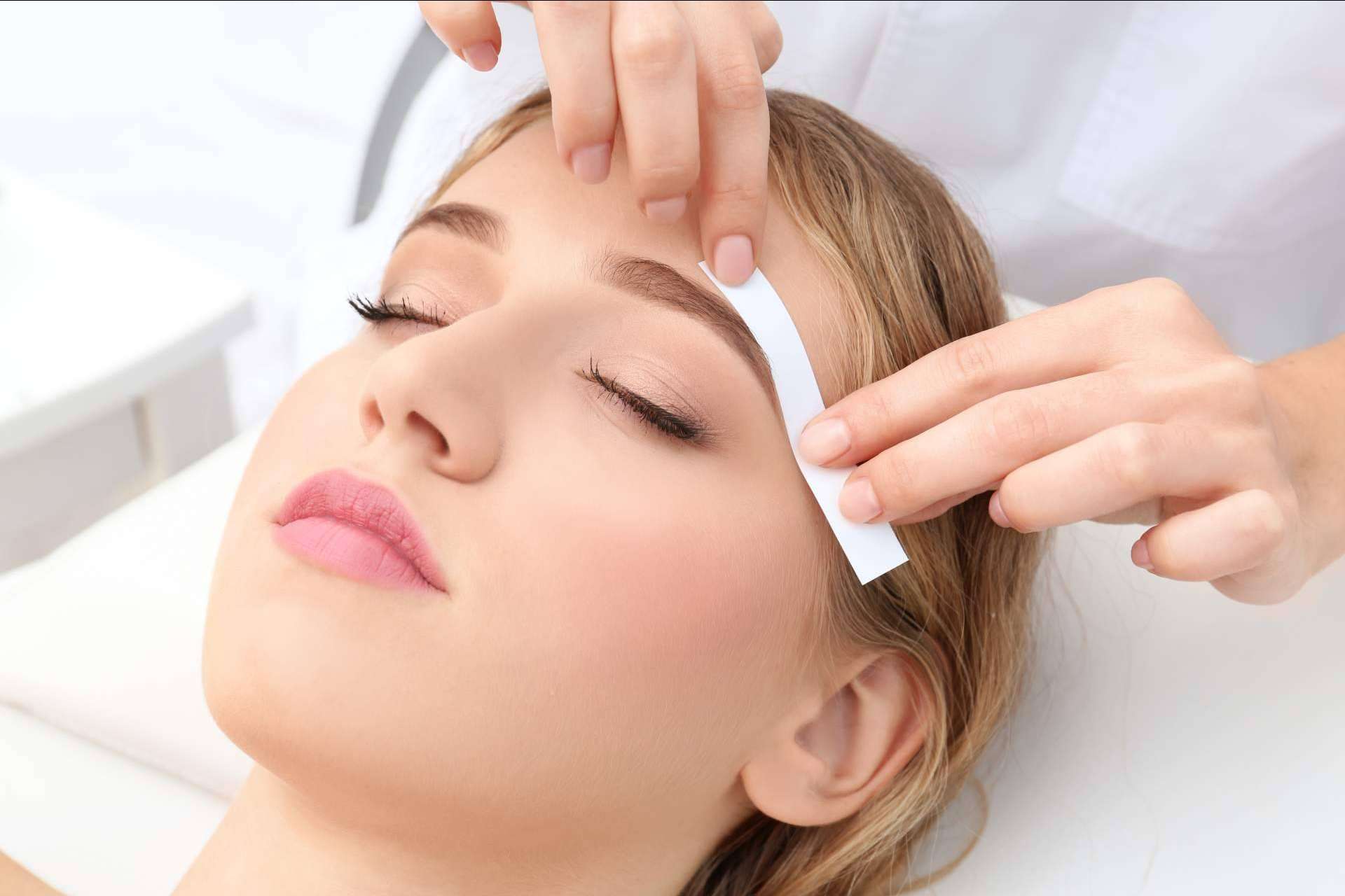 Clínicas Dr. Pelo: trasplante capilar en las cejas