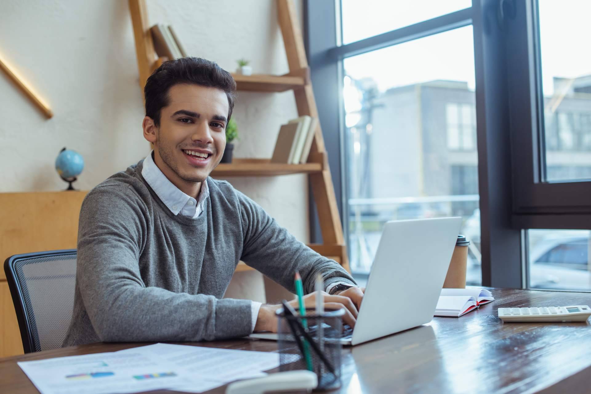 Las claves para digitalizar un negocio contratando talento digital: Aicad Business School