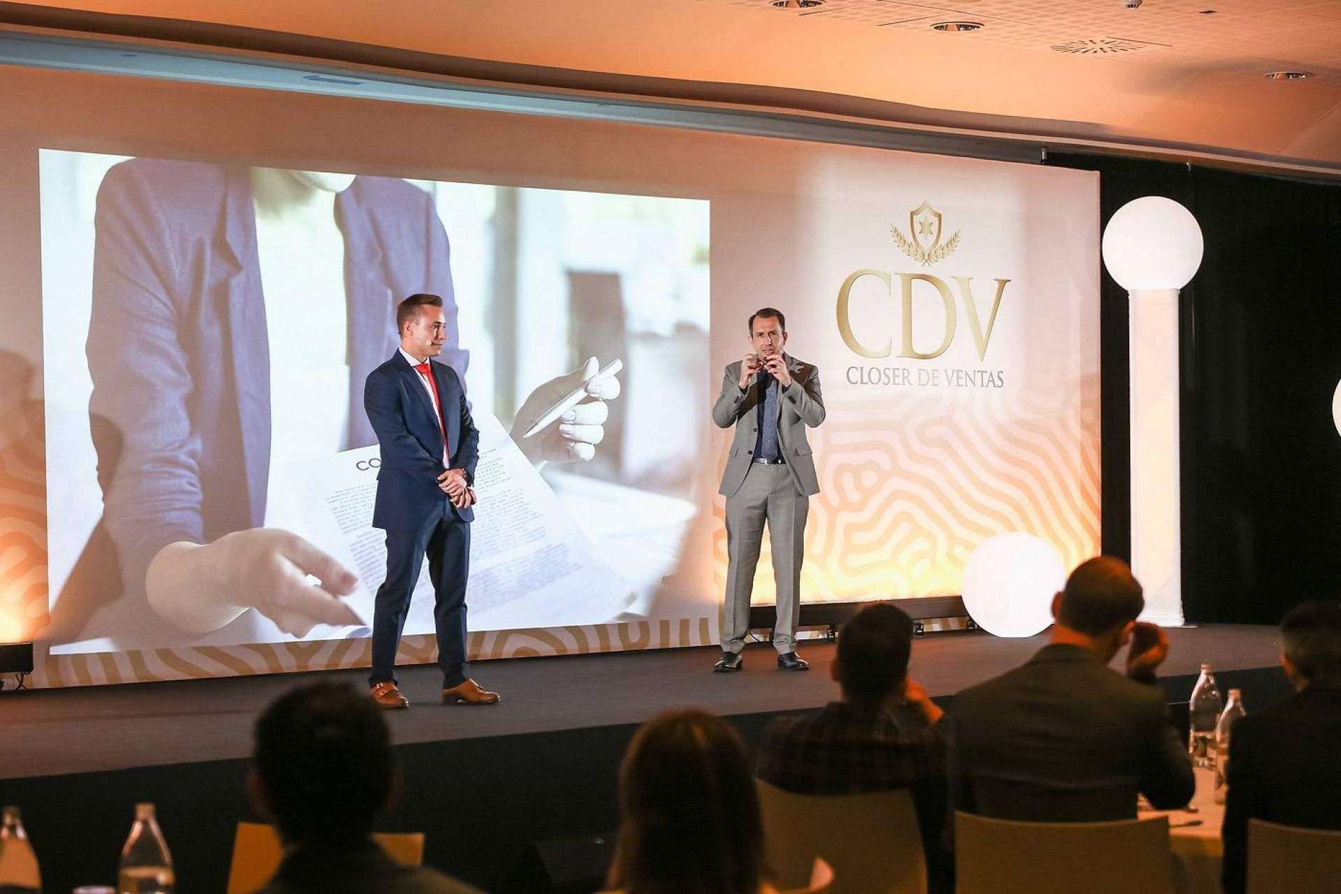 La importancia de los servicios de un closer de ventas como Alfonso y Christian