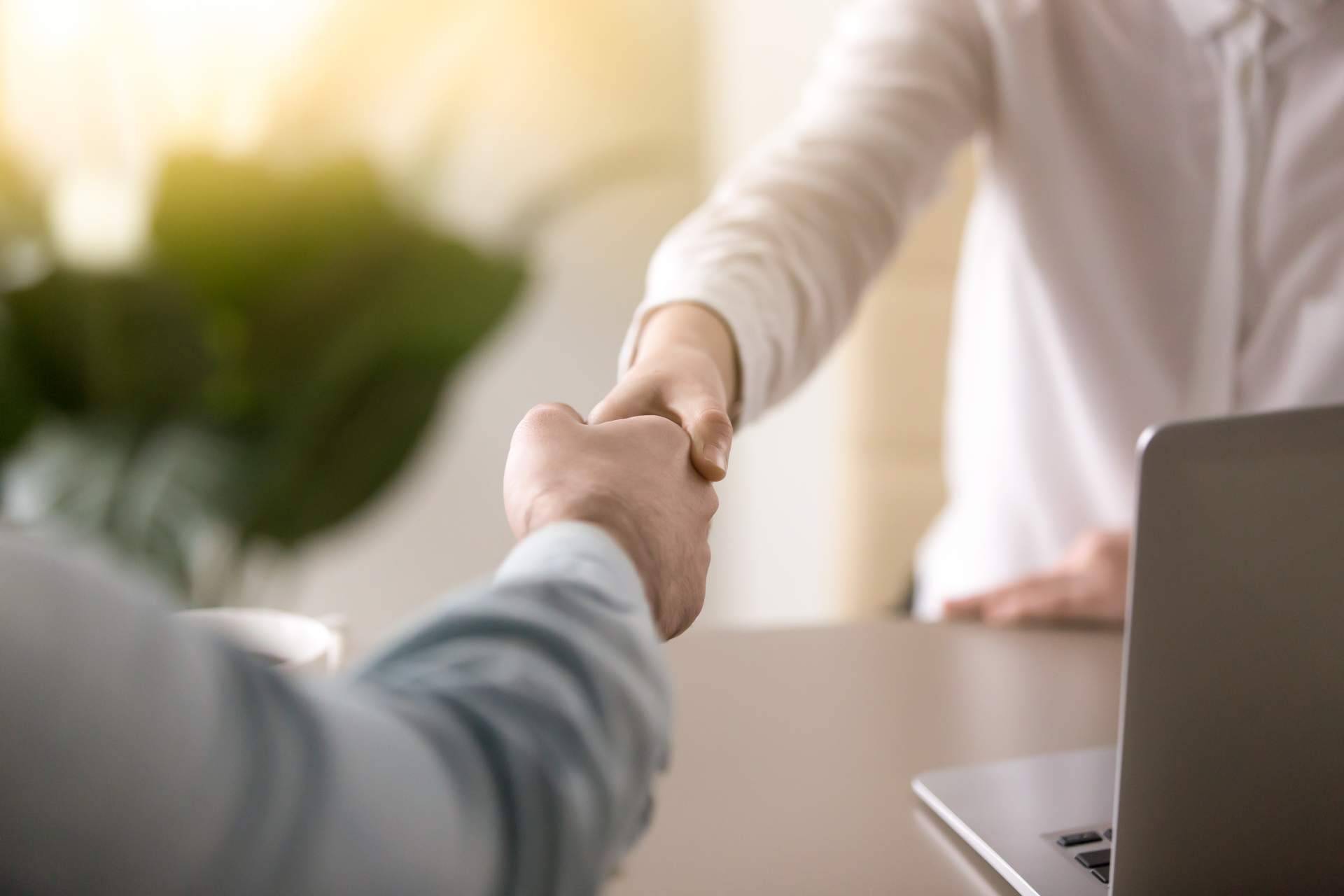Beneficios de los seguros de vida para empresas, por PuntoSeguro