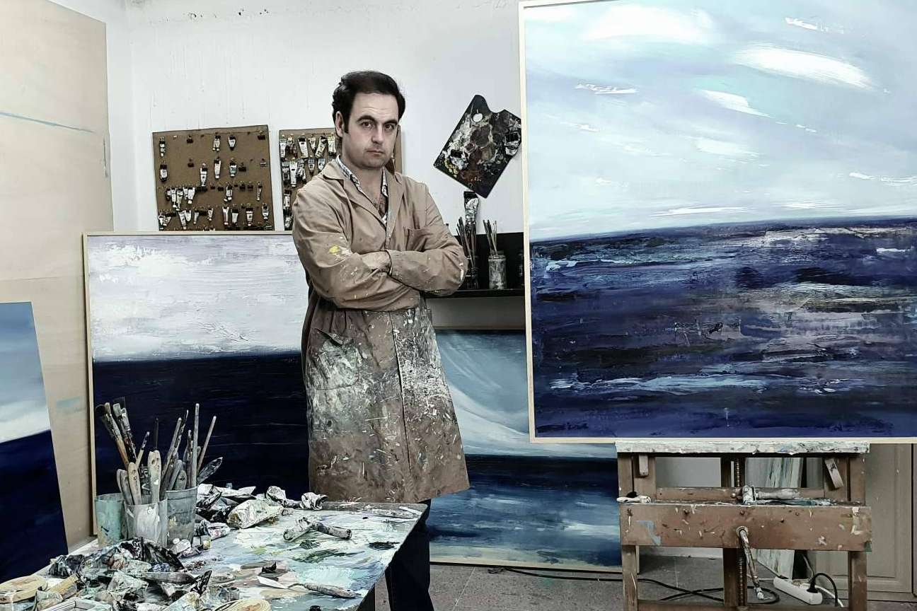 Momo Puente-Piazza, uno de los nuevos referentes de la pintura abstracta en España