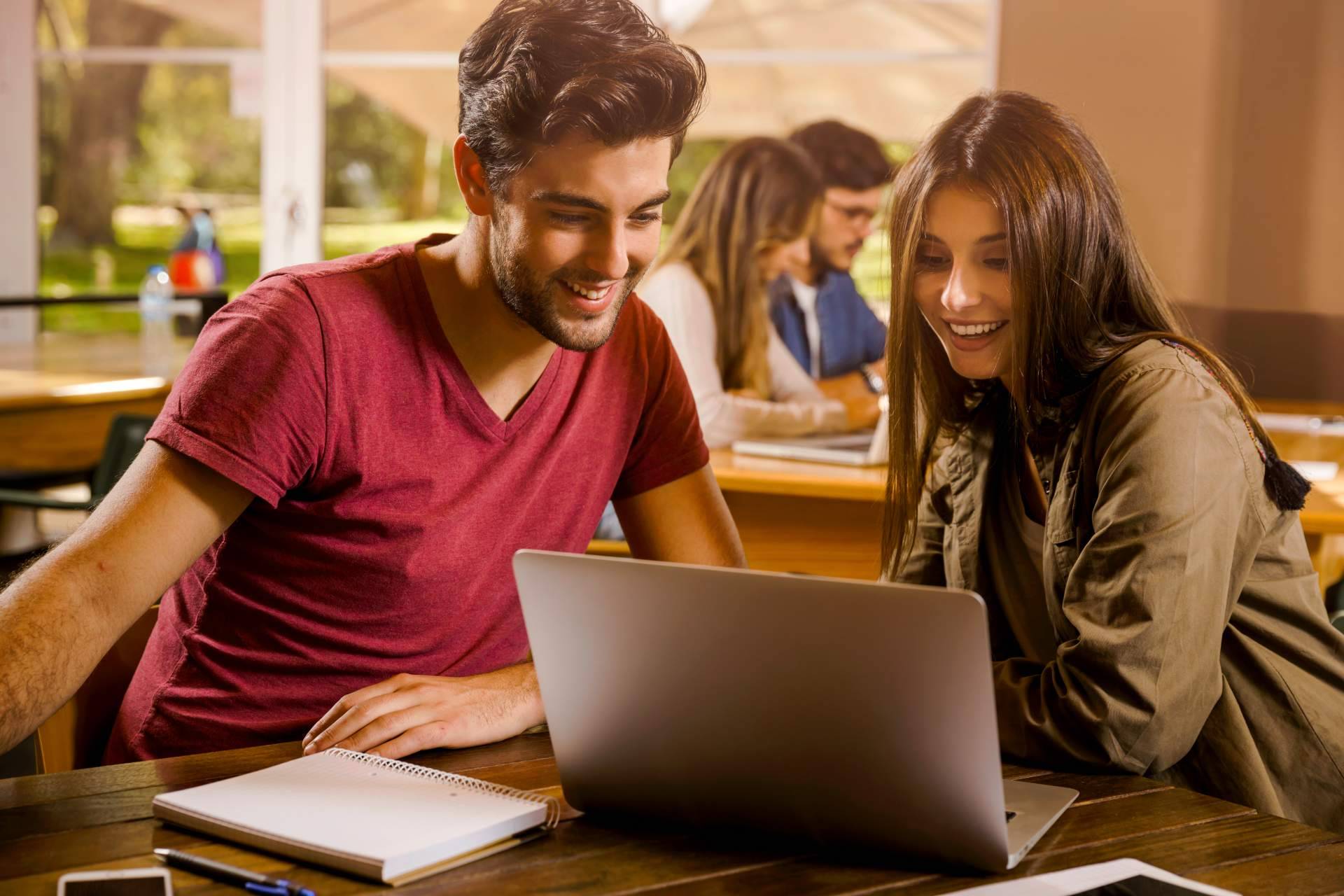 Ayuda Universitaria brinda un software de antiplagio gratuito