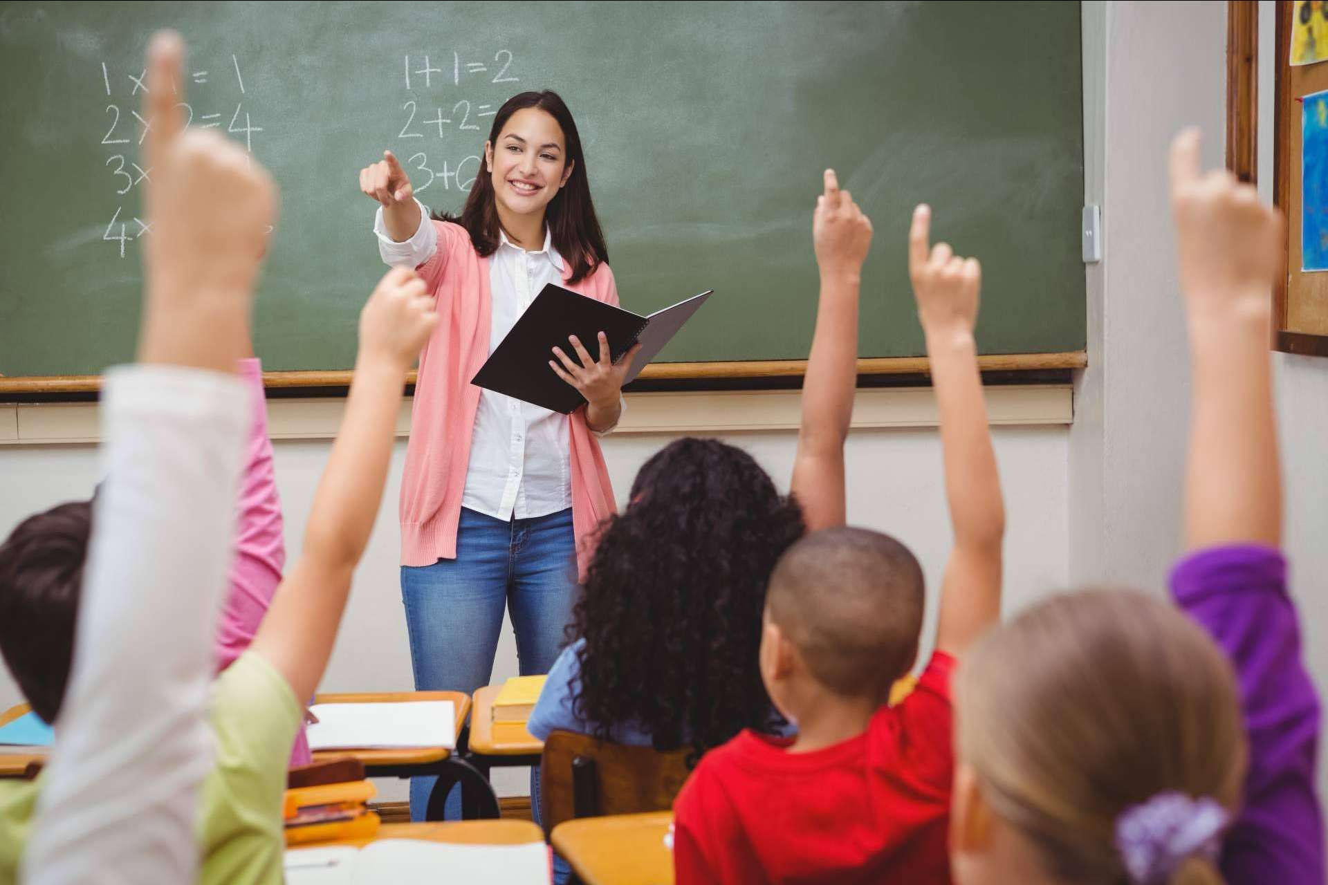 Cursos homologados en AFOE para el profesorado activo y para opositores a profesorado