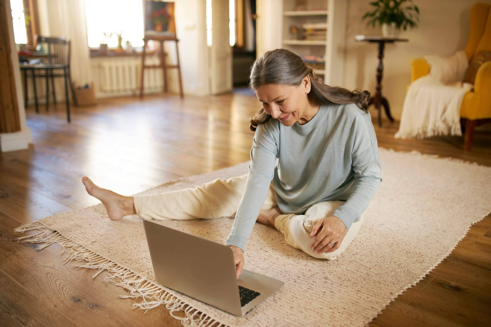 Kavaalya, el curso online interactivo de profesor de yoga en español con maestros hindúes
