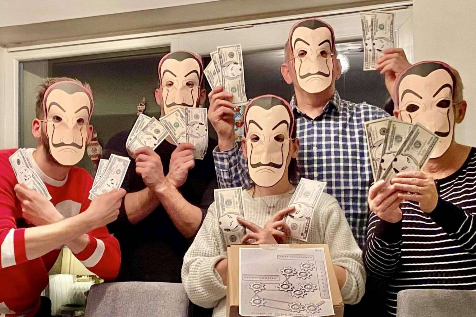 Escape Rooms para evadirse desde el hogar, la actividad perfecta para celebrar el día de Año Nuevo