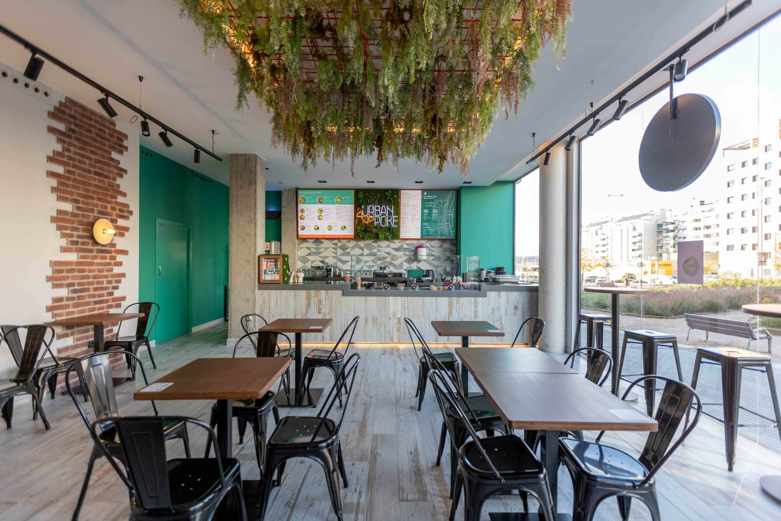 Urban Poke se consolida como la franquicia líder en el sector de comida saludable