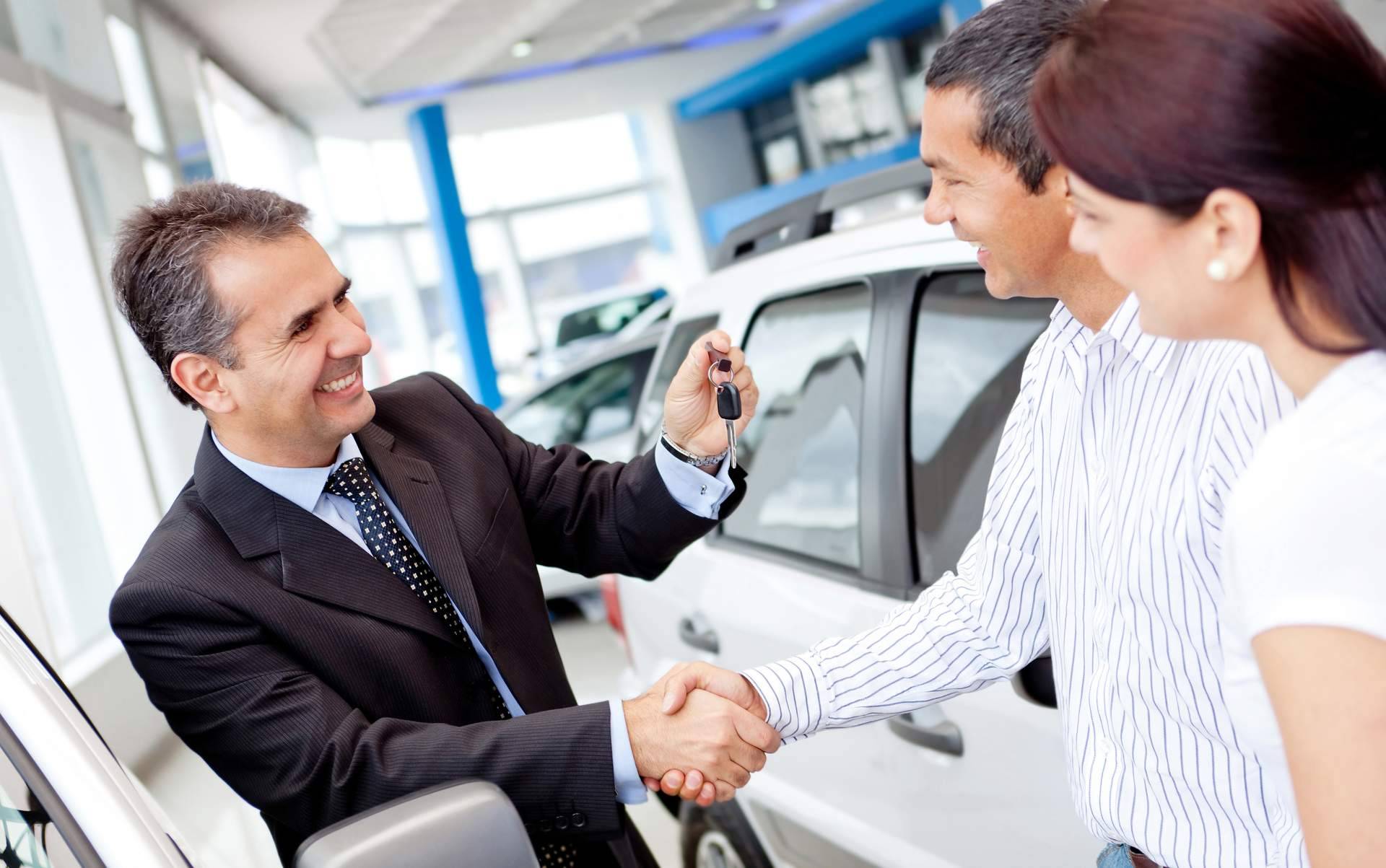 El asesoramiento de M Burgos CARS y su equipo profesional de personal shoppers para comprar un coche de segunda mano