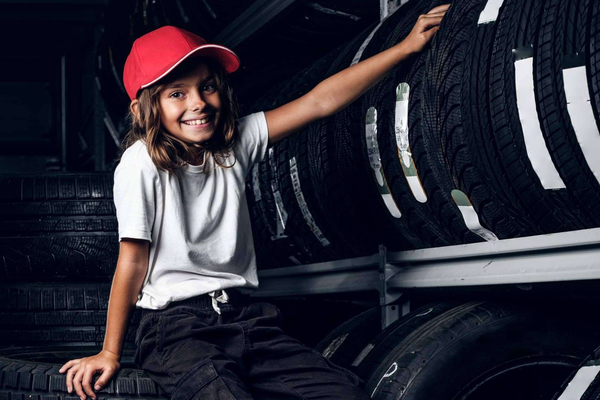 Comprar neumáticos online al mejor precio con la guía práctica de Confortauto