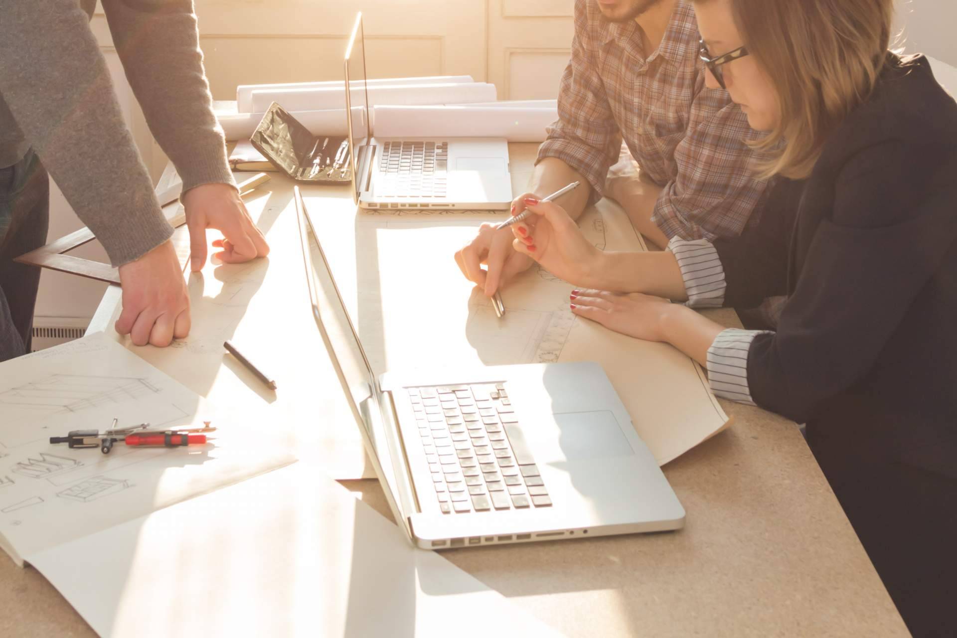 La importancia de trabajar las relaciones públicas para mejorar la imagen de marca