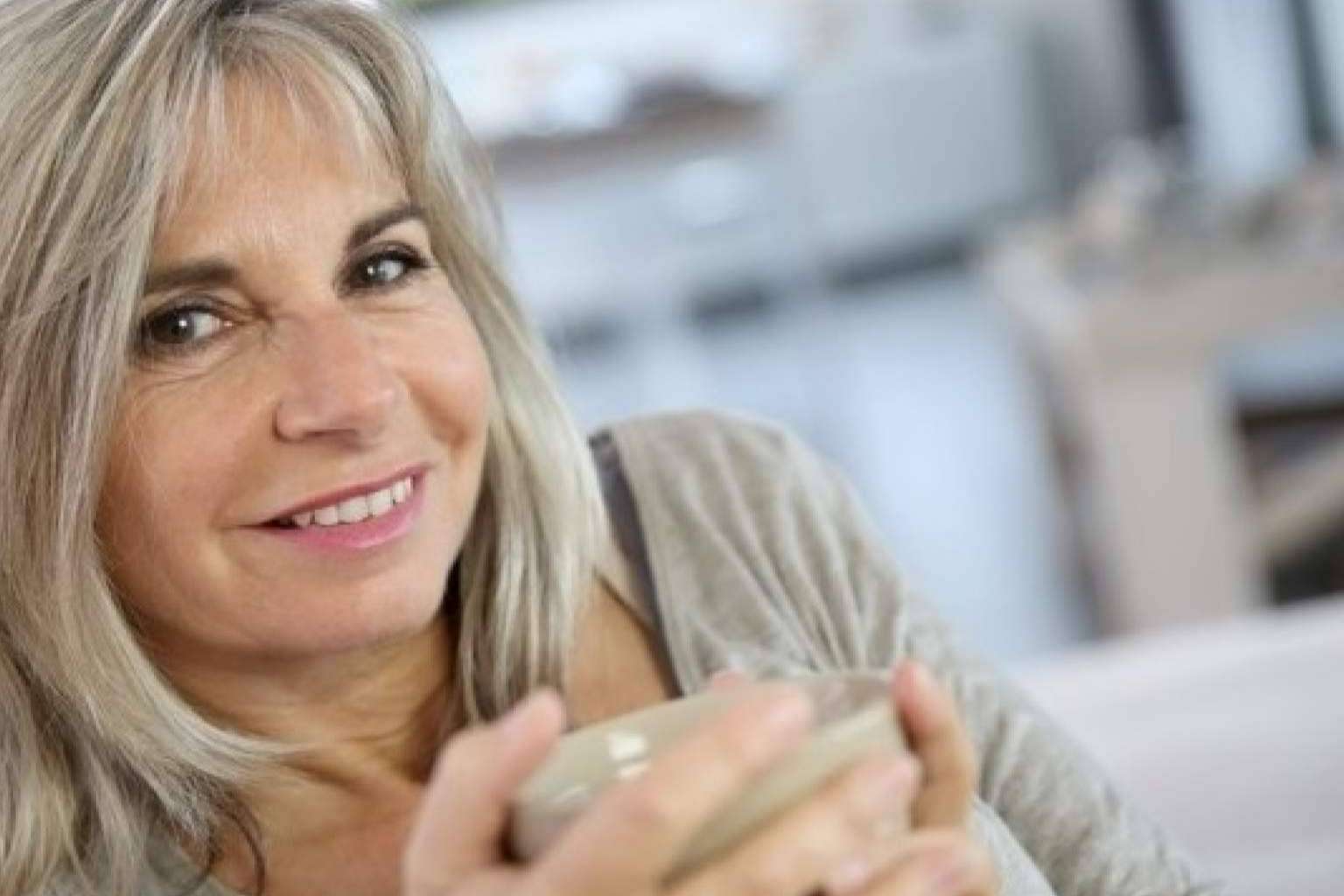 Un problema que afecta a muchas personas es la alopecia o pérdida del cabello y, dependiendo de su gravedad, puede ocasionar efectos negativos en la salud emocional