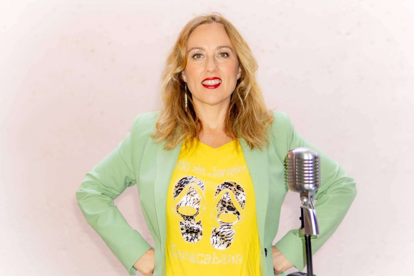 La cantante, logopeda y vocal coach, Celia Vergara, es profesora en la escuela Hot Stuff Producciones