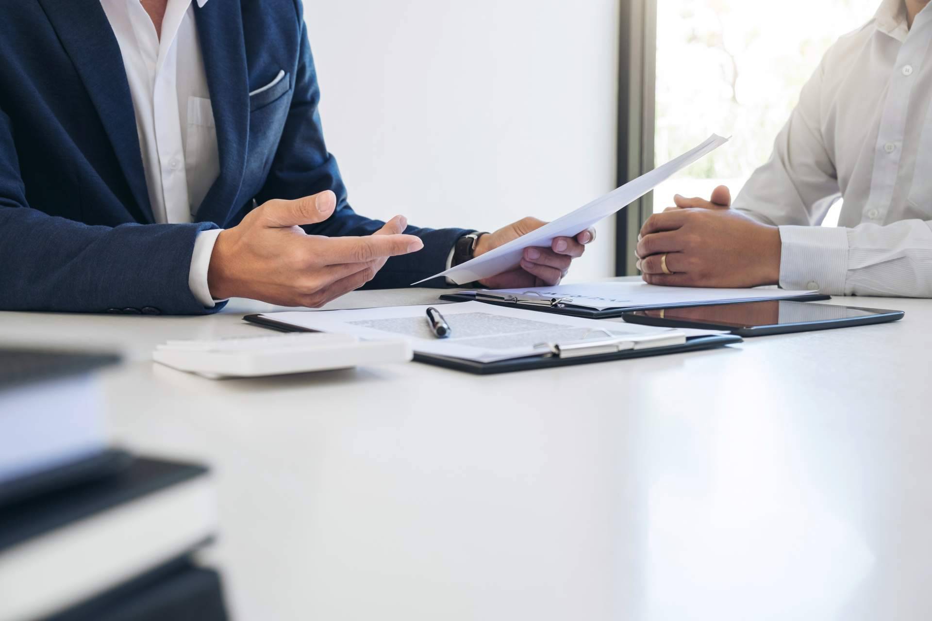 La necesidad de reinventar y evaluar los servicios en la industria de la asesoría
