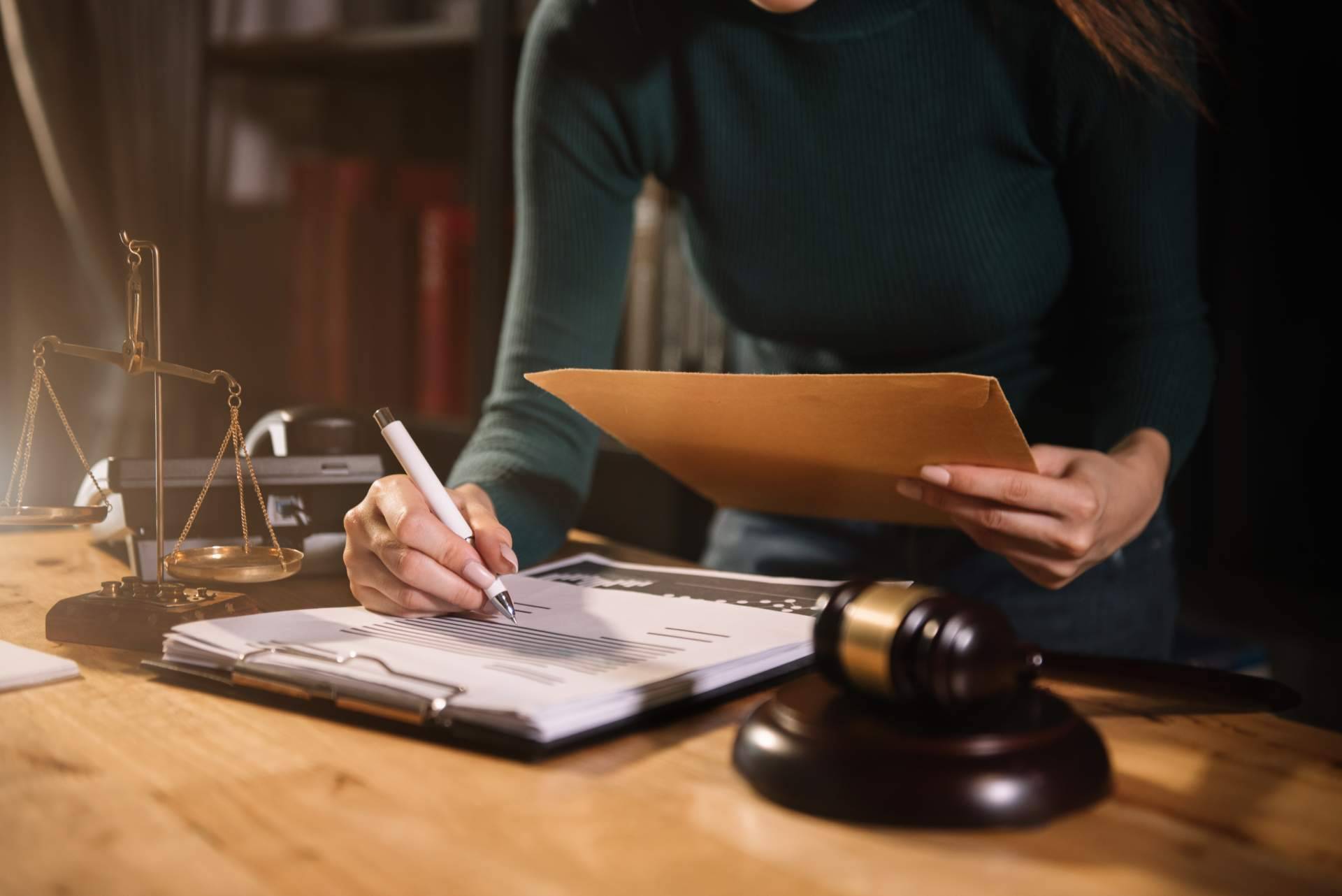 Los asesores necesitan unirse para valorar su profesión