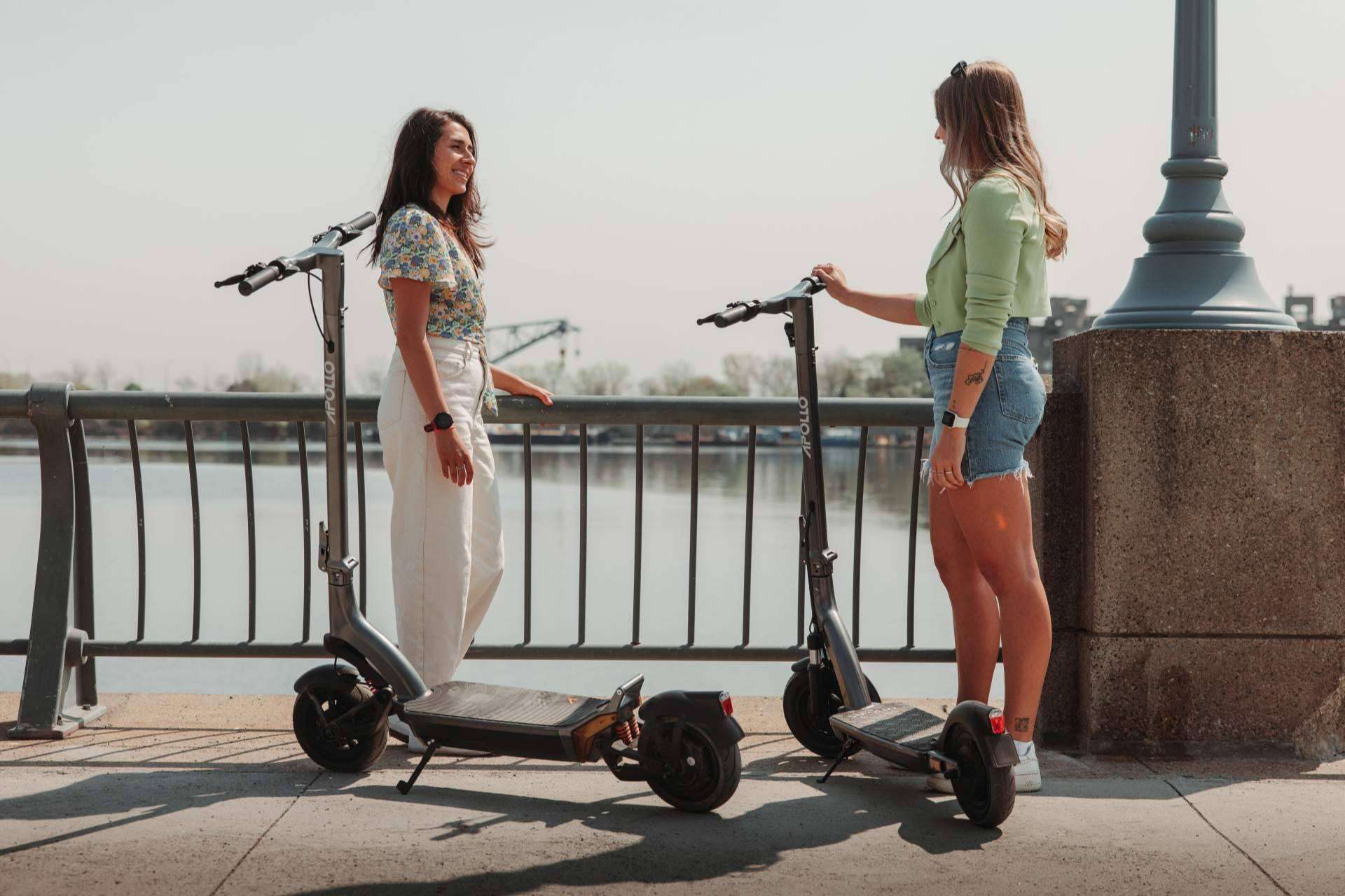 Los patinetes eléctricos Apollo, a la venta en España de la mano de Urbing