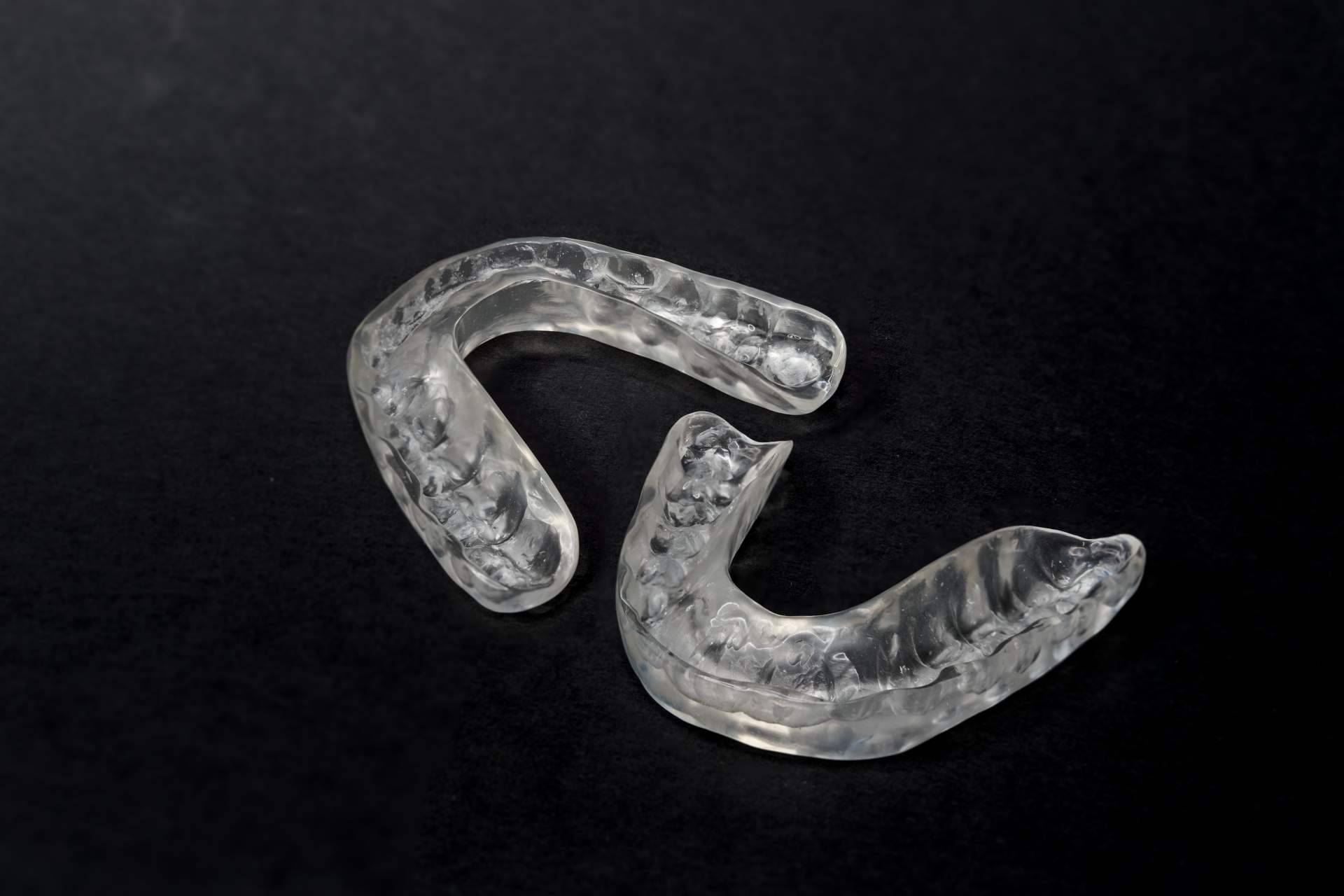 Clínicas Dental Bell, en Sevilla, ayudan a corregir la sonrisa de forma estética con Invisalign
