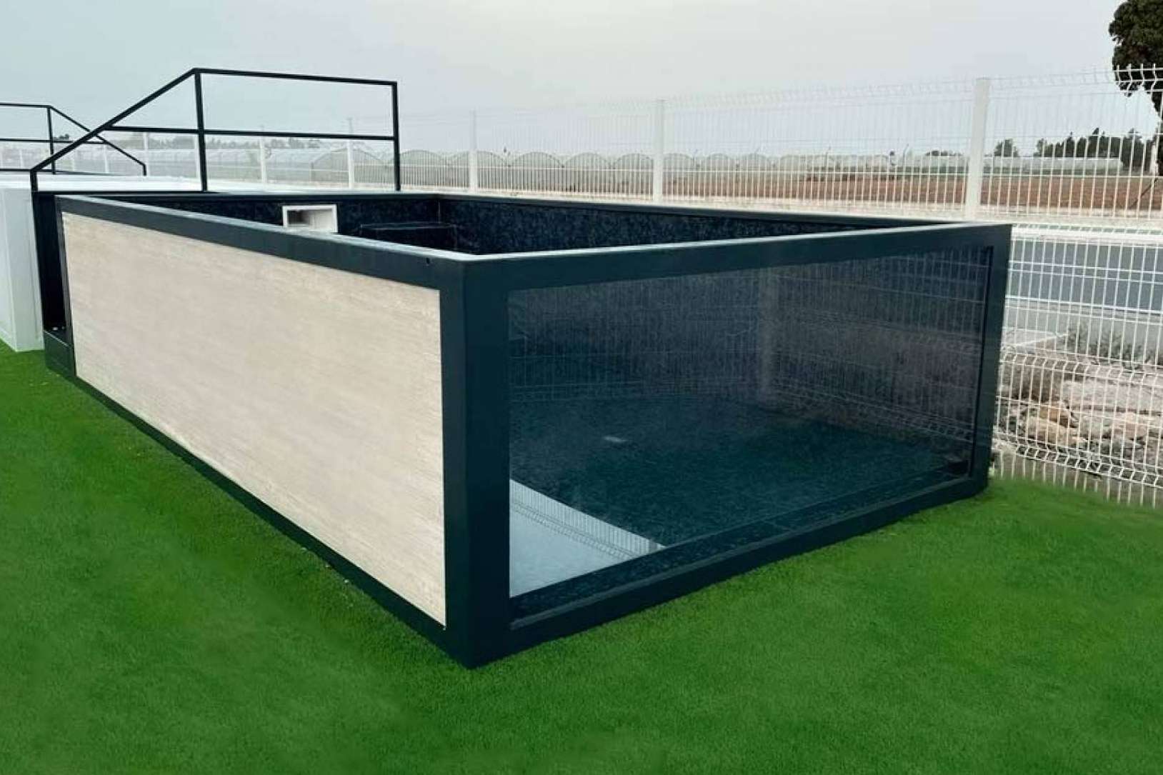 Los modelos con descuento para el Black Friday de Esencial Pool