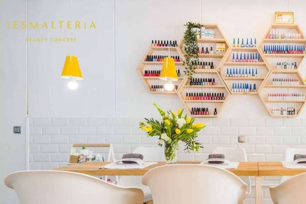 La Esmaltería, la revolución del concepto de los centros de uñas y belleza, se lanza en franquicias
