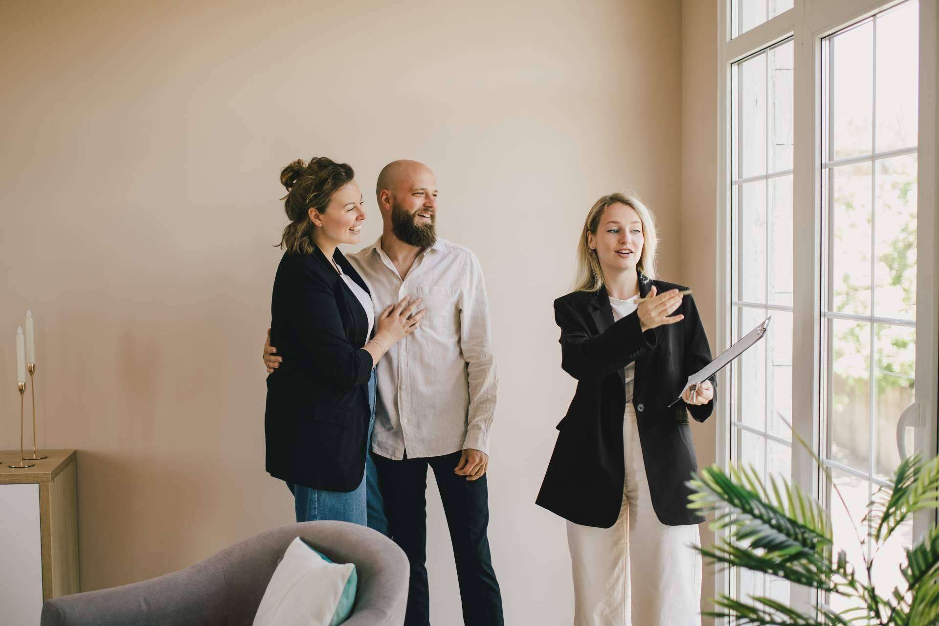 Un solo agente inmobiliario encarna todas las operaciones relacionadas con un inmueble, en M&L Consulting