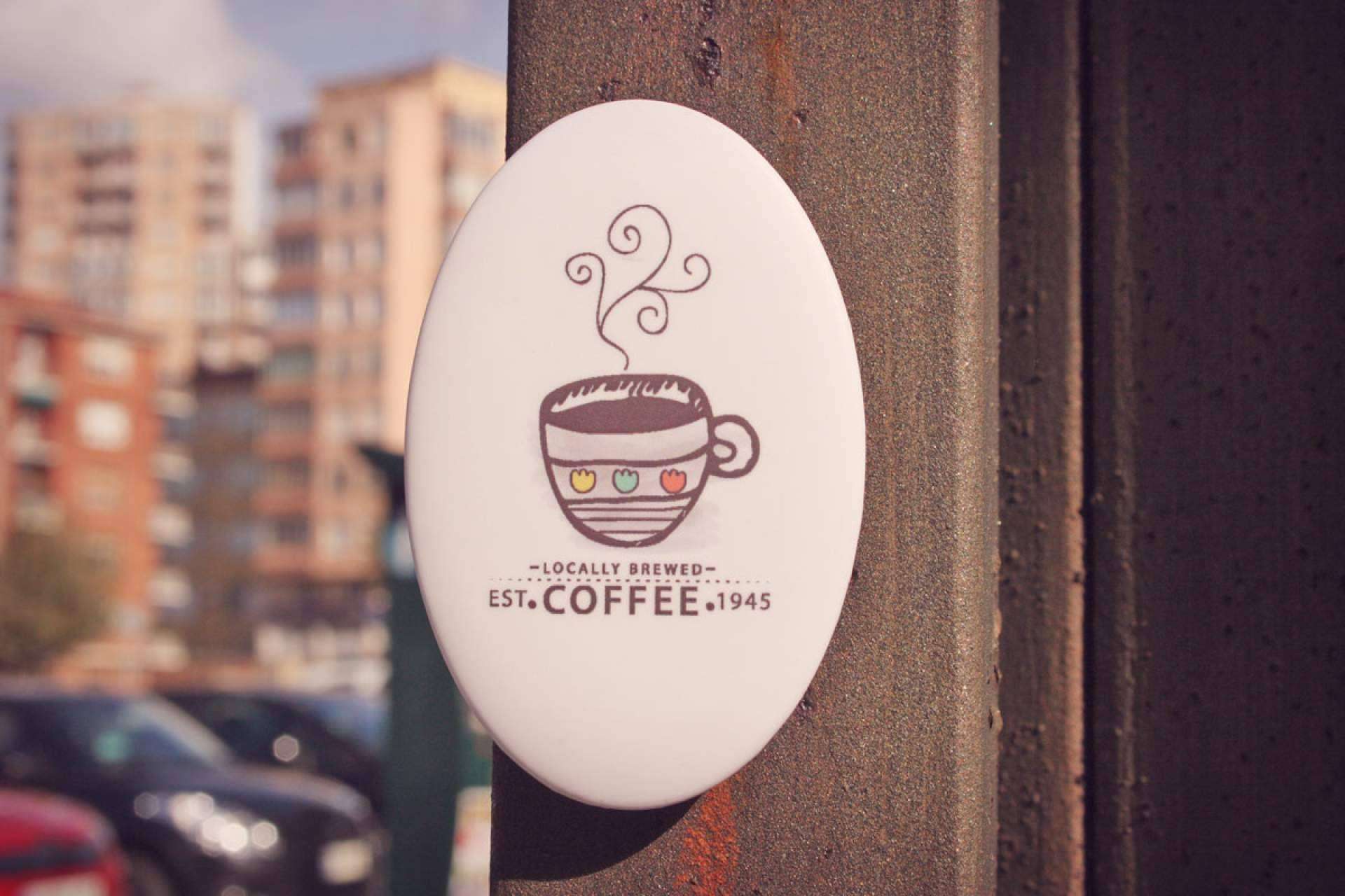 Creación online de chapas, imanes y adhesivos personalizados de la mano de Qustommize