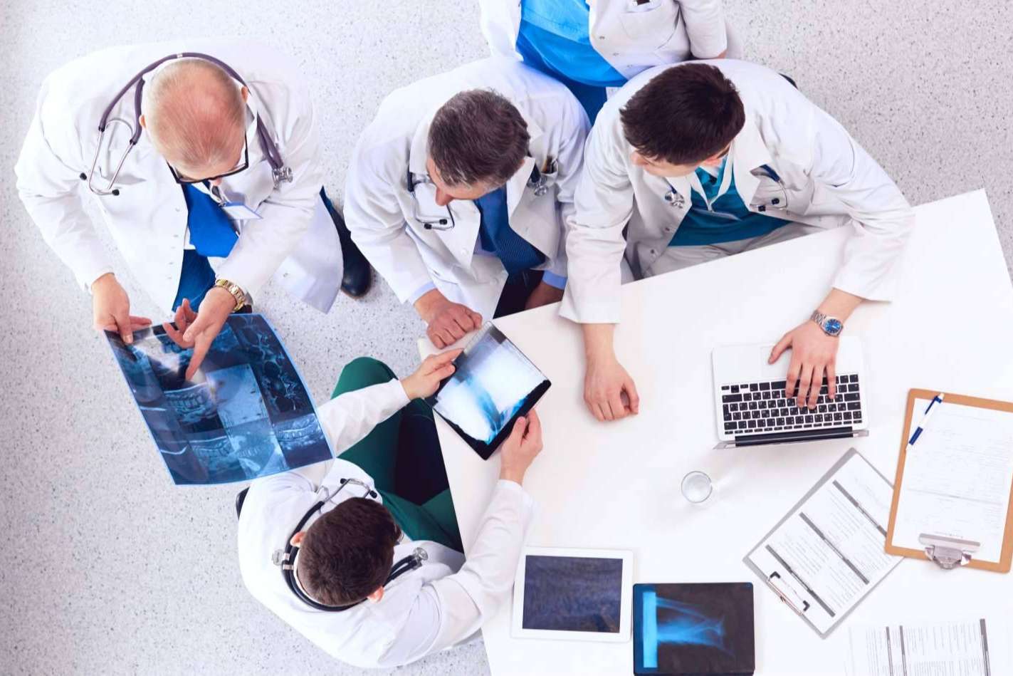 ¿Cómo pretende Human Clinics revolucionar la medicina estética?