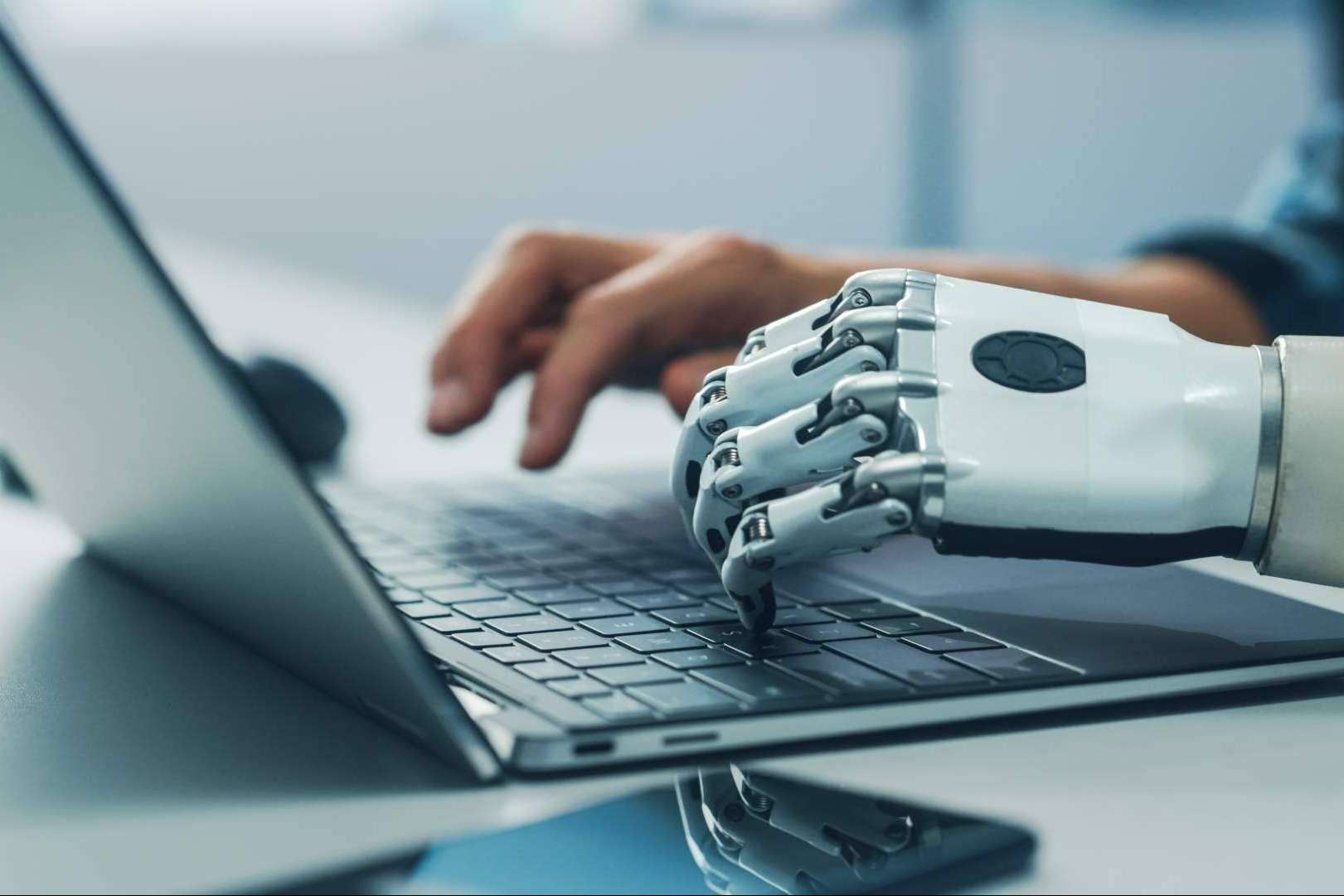 indigitall ayuda a potenciar el marketing de las empresas con su IA y marketing automation