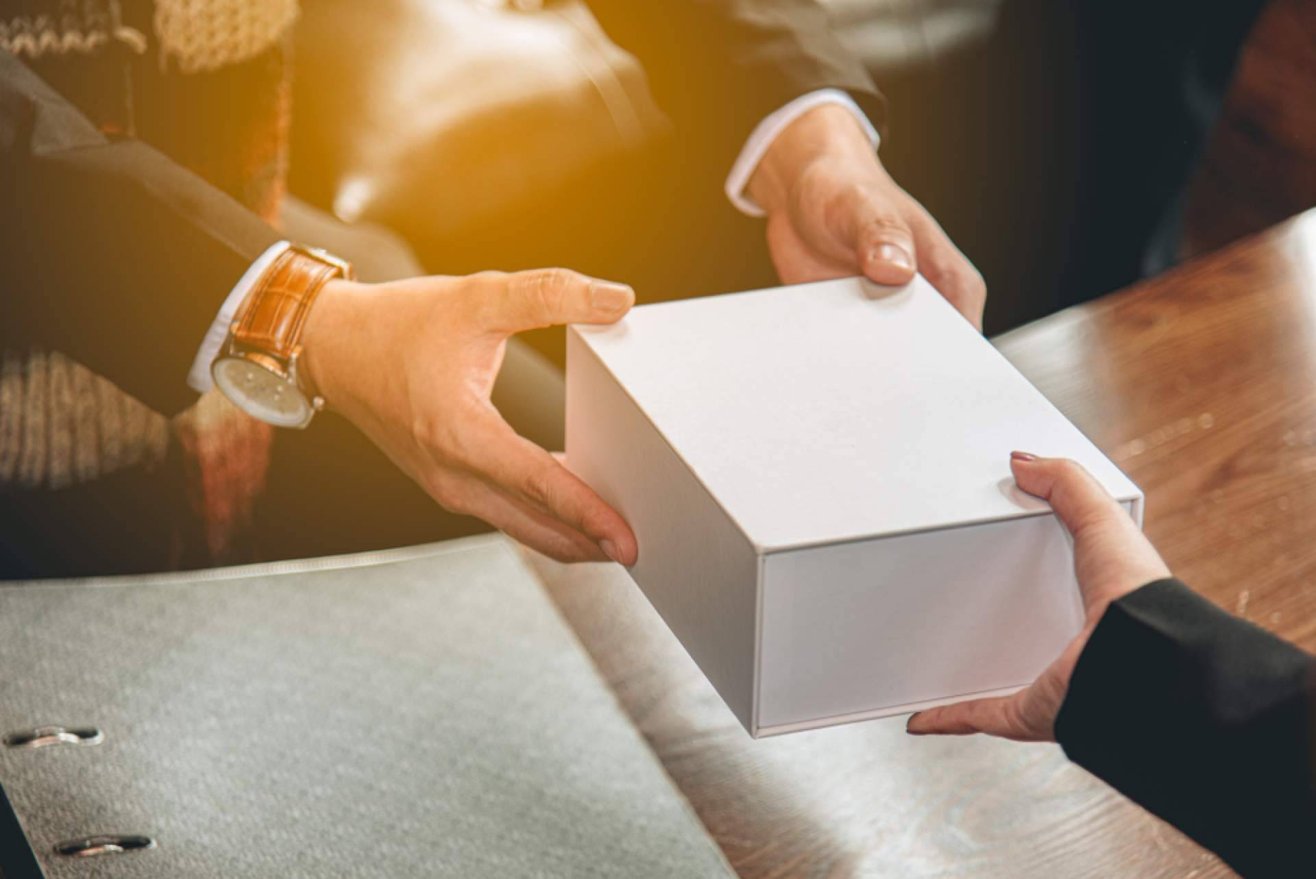 Conseguir regalos corporativos con el e-commerce Merchi