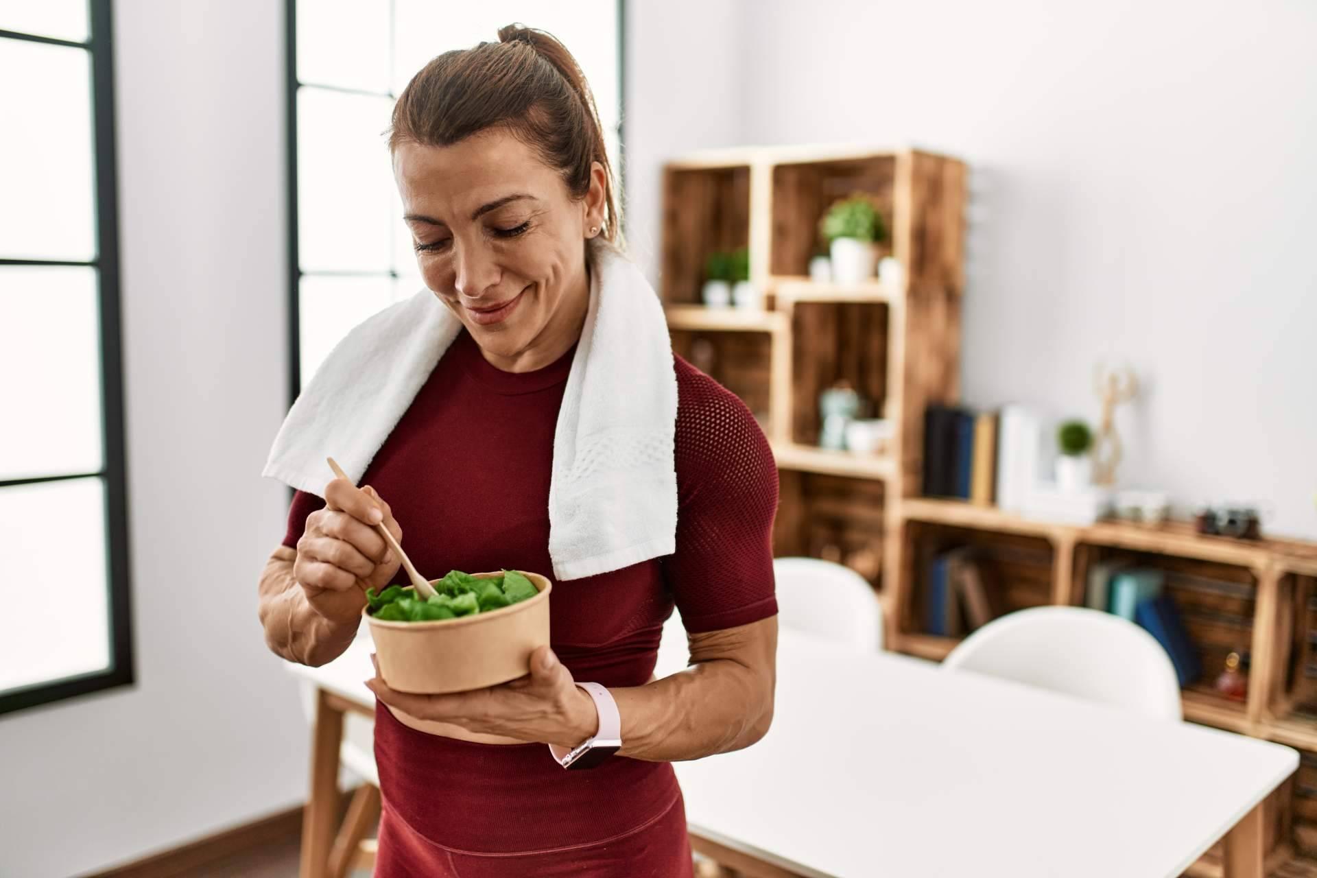 ¿Cuál es la importancia de la nutrición en el rendimiento deportivo?