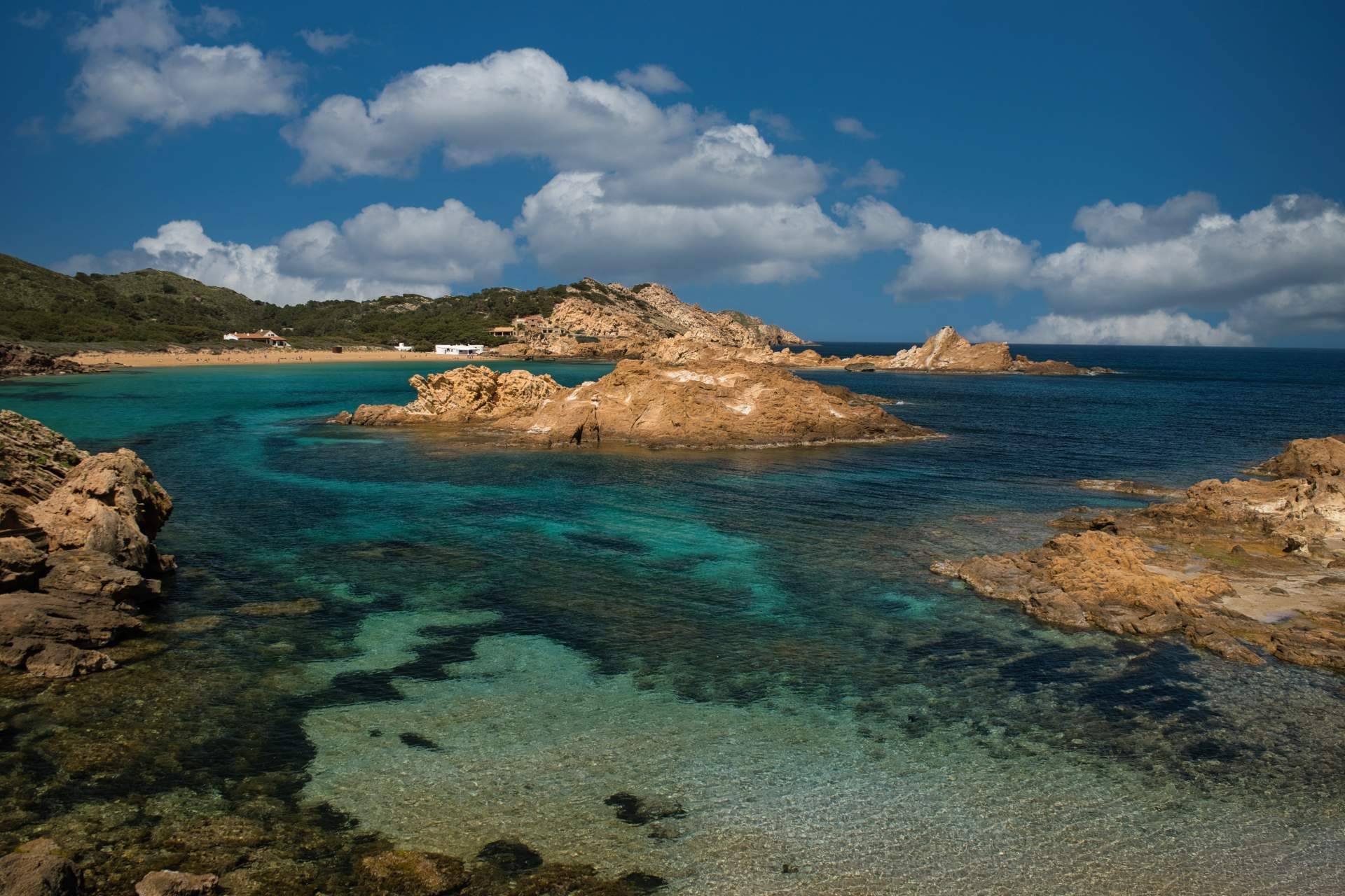 Con la agencia Vacalia.com es posible encontrar alquileres vacacionales en Menorca