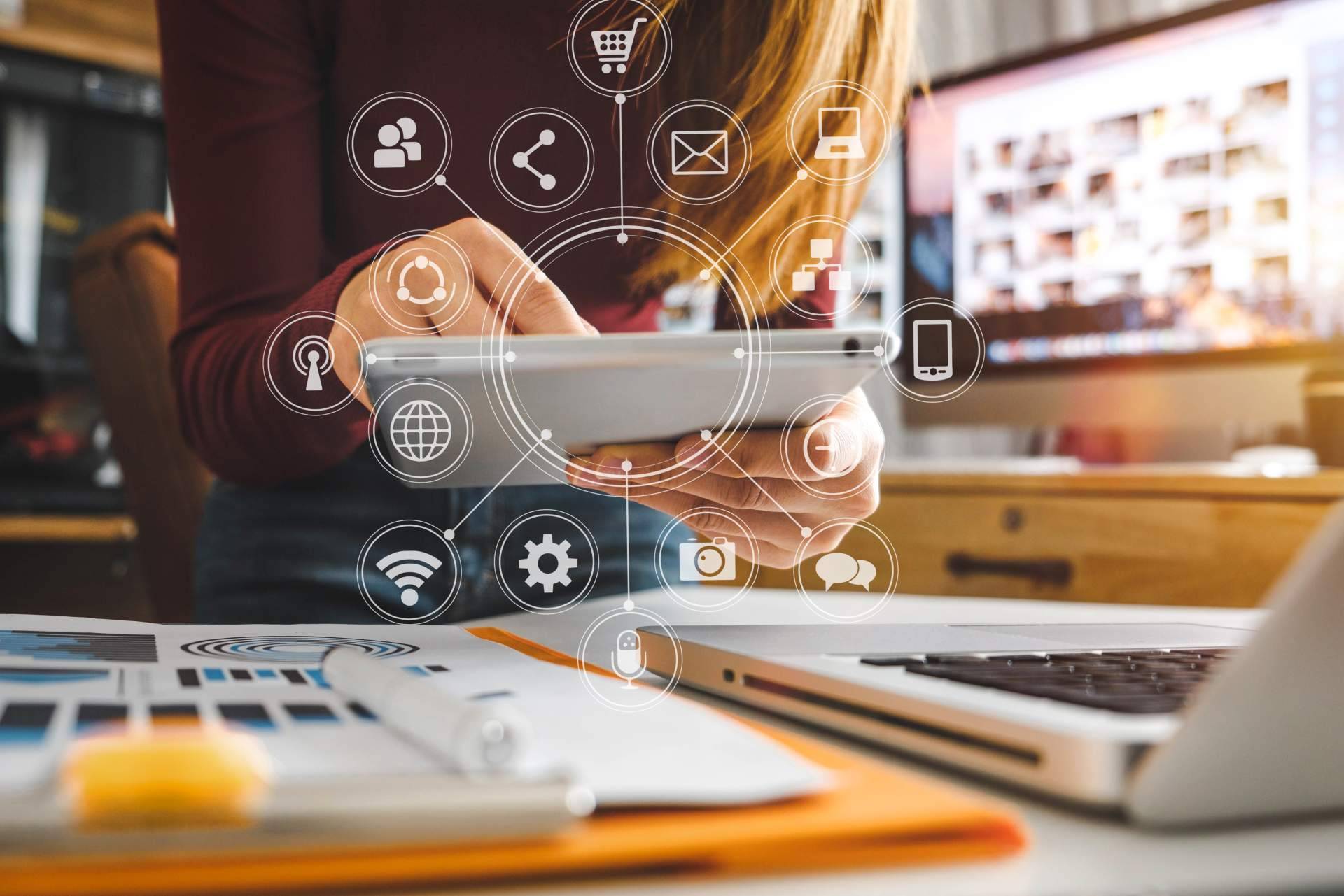 Cuáles son las diferencias entre las estrategias pull y push