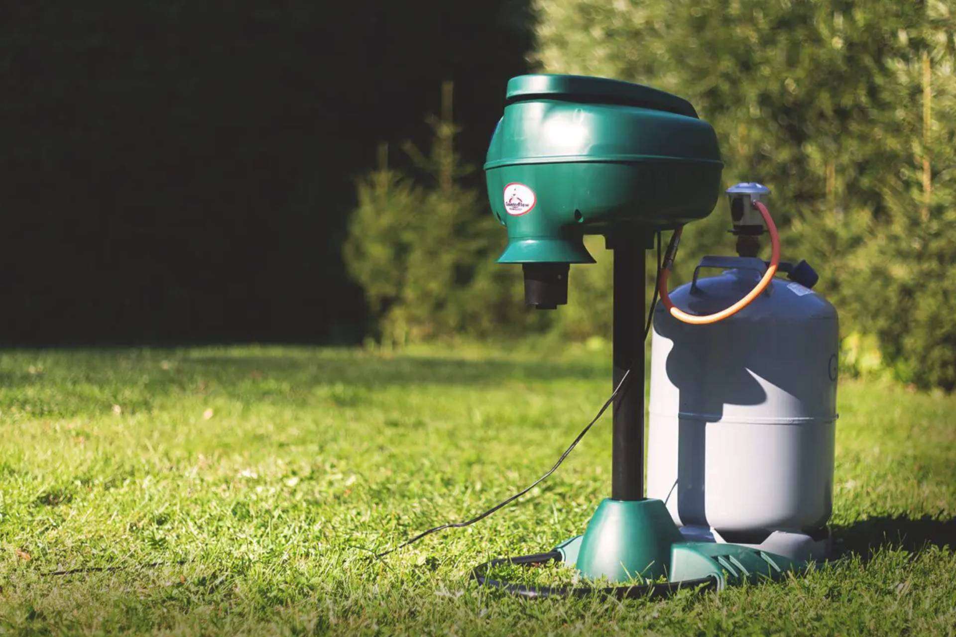 Mosquito Magnet Pioneer y su trampa para mosquitos de jardín