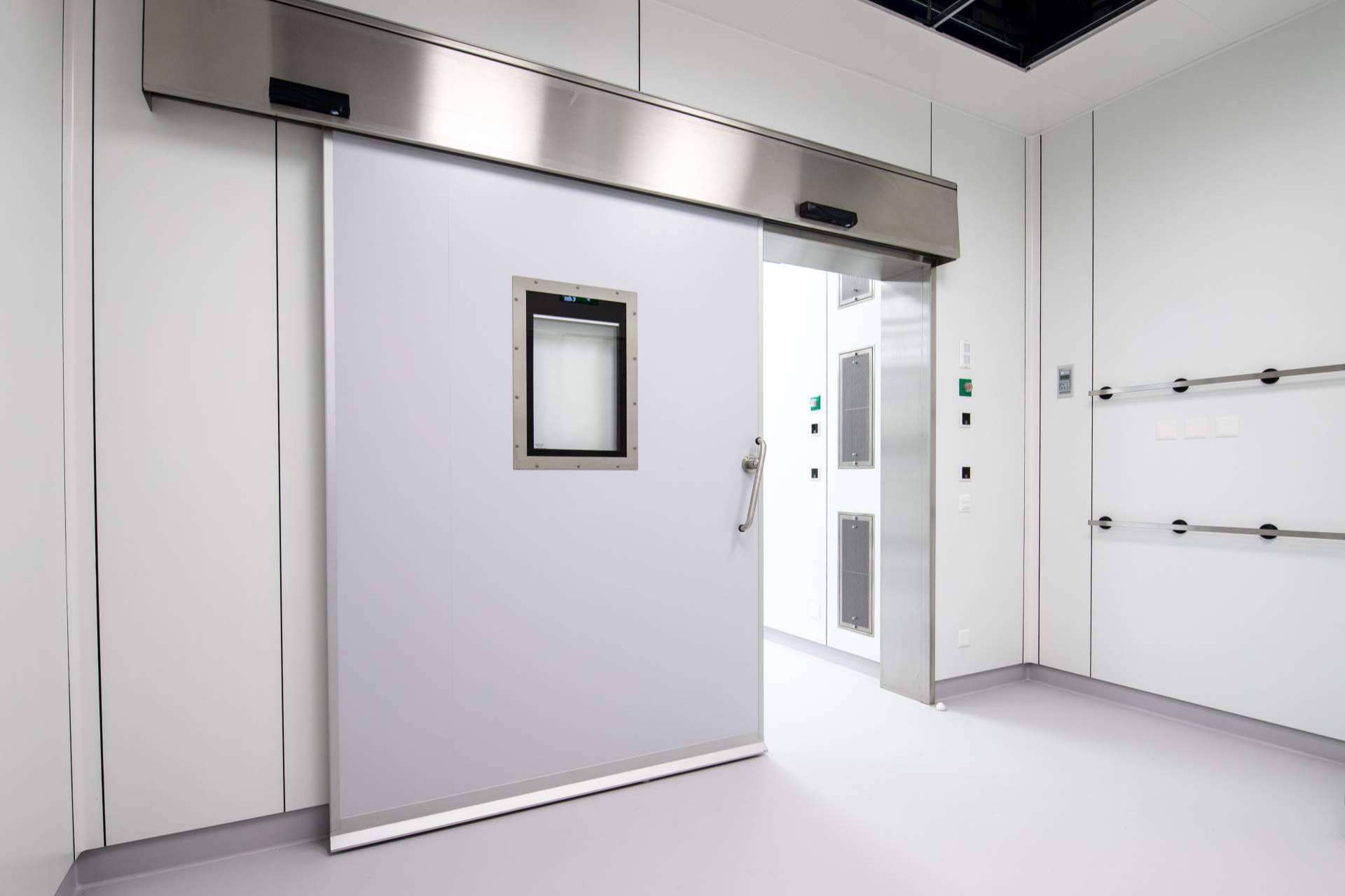 ASSA ABLOY Entrance Systems, un gran socio de confianza para accesos automáticos y muelles de carga