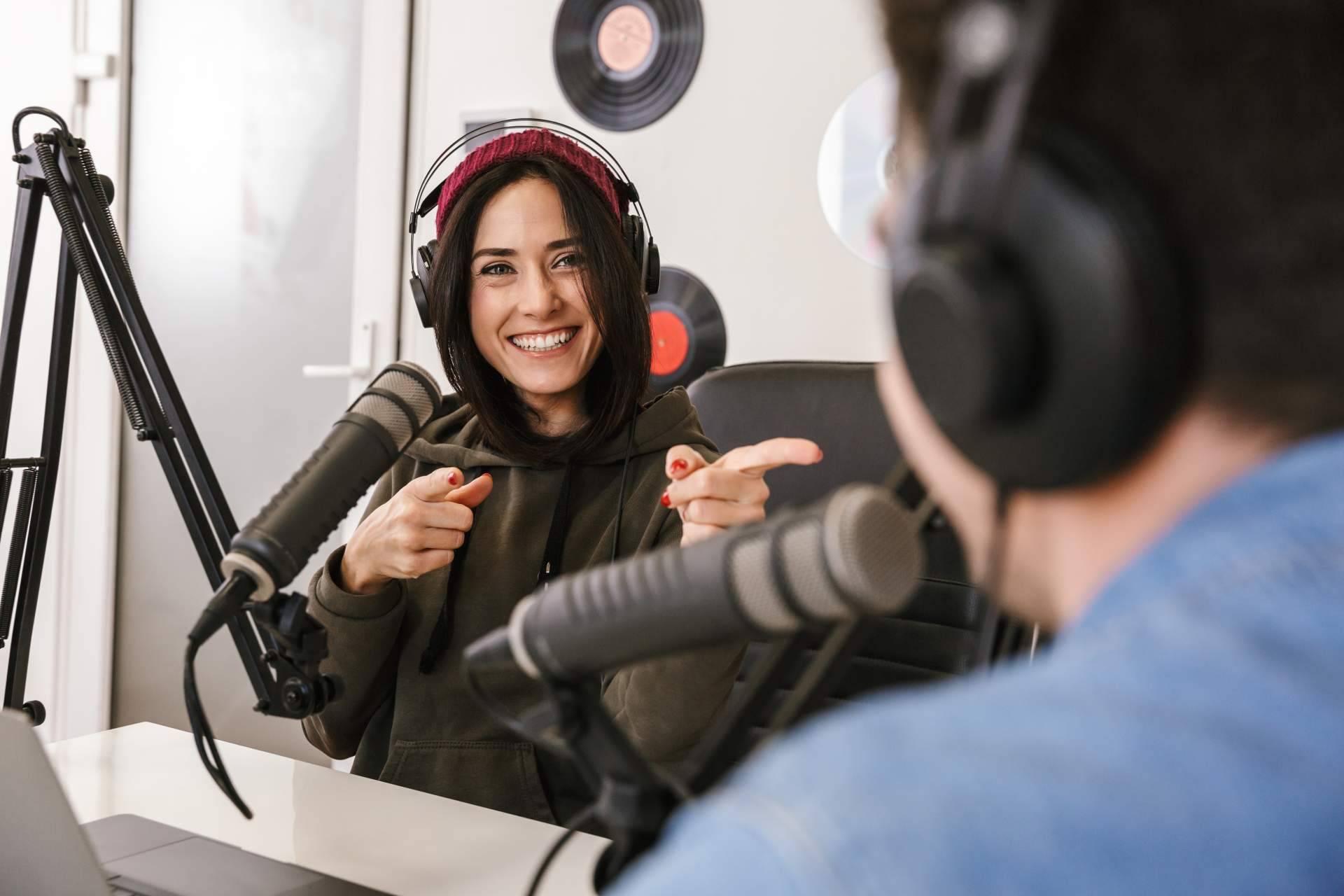 Ell pódcast 'Biengastando' de educación financiera de Roams con Iván Patxi a los mandos
