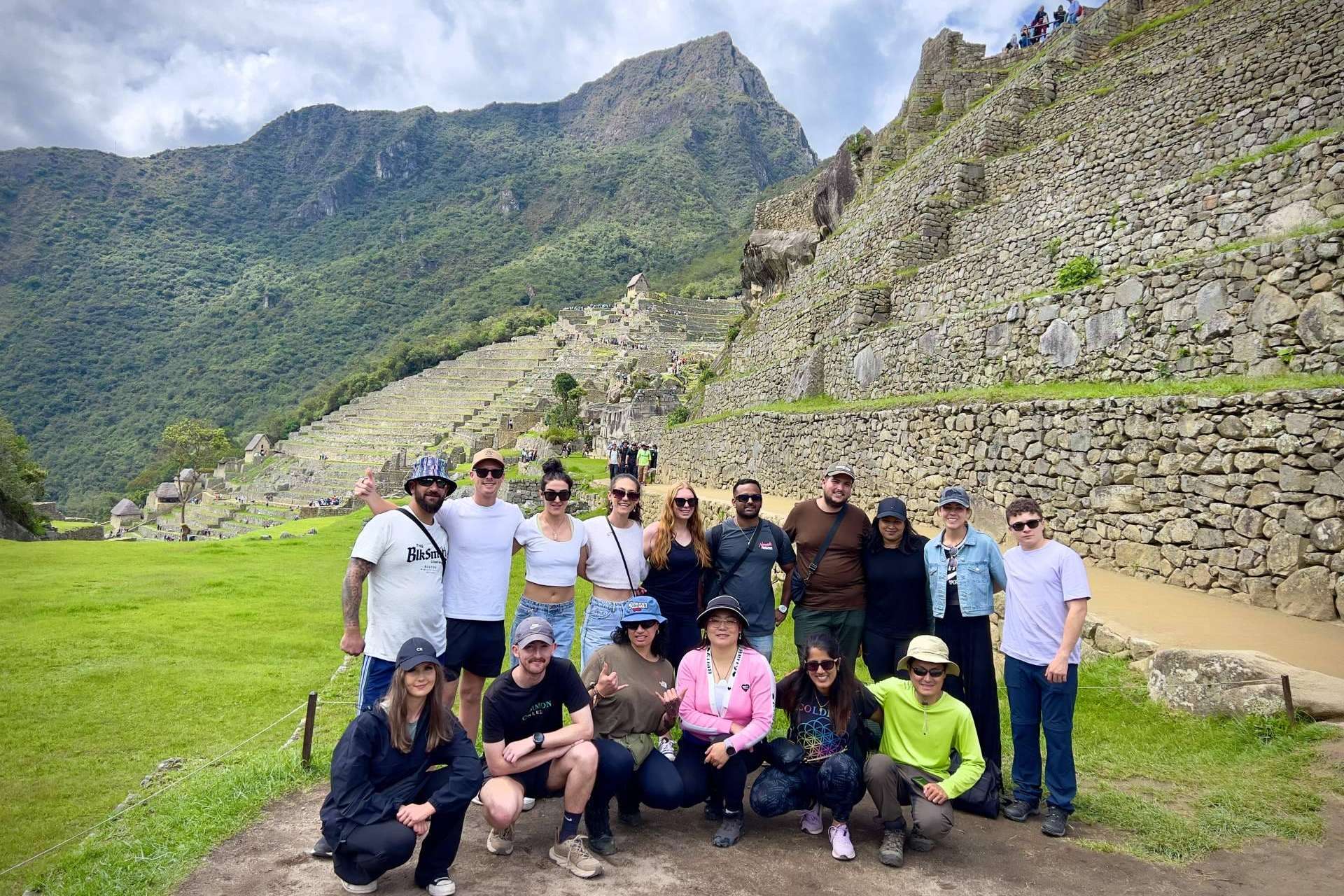 Sparrow Explorer y su tour to Machu Picchu all-inclusive with luxury premium
