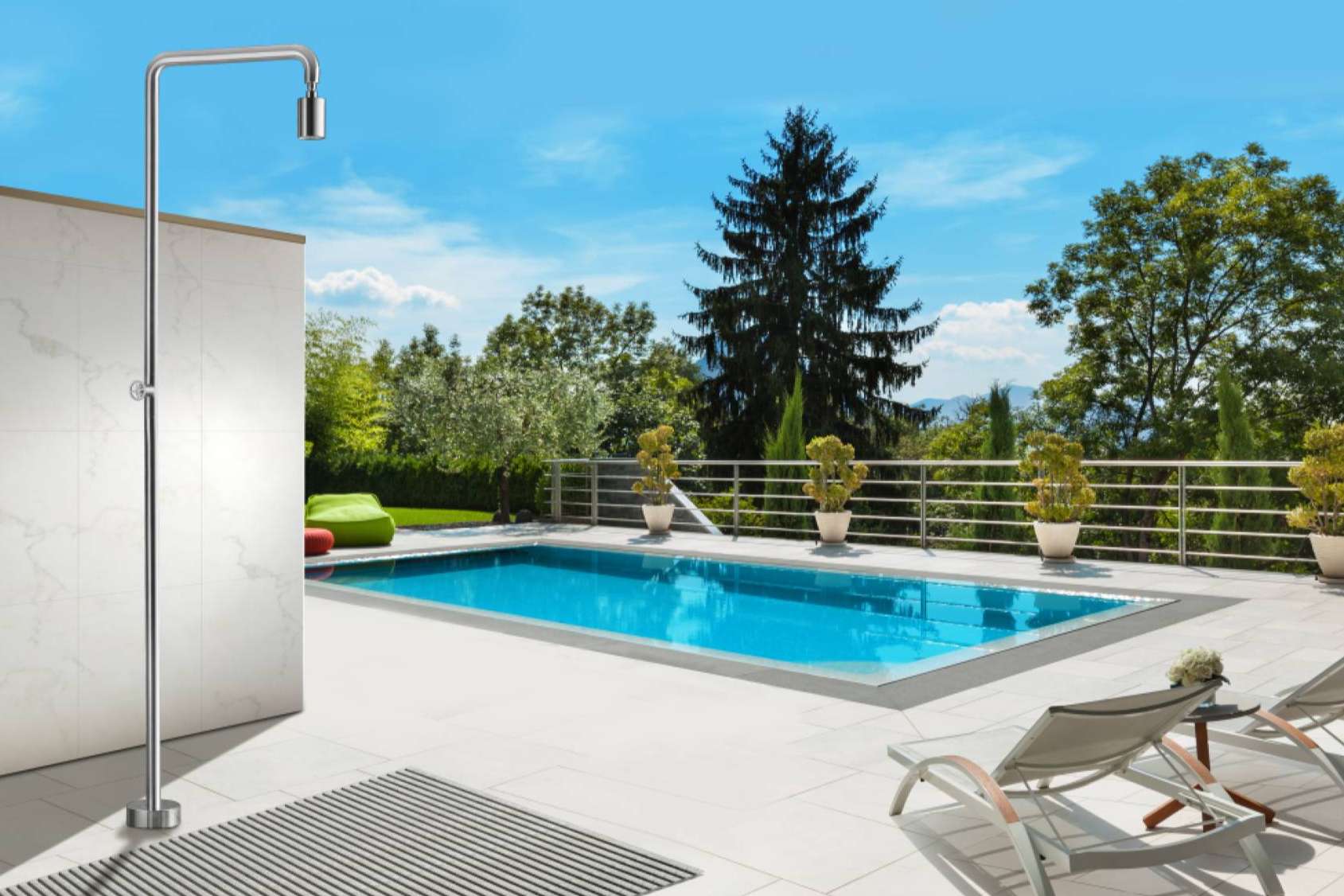 Innovación en duchas de exterior con el modelo POOL de Imex