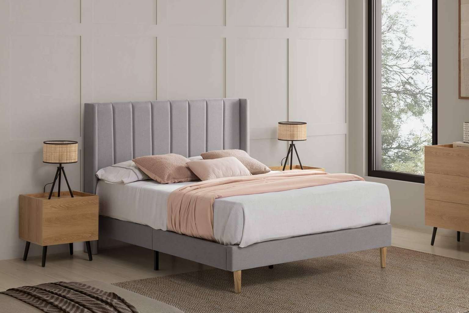 Confort y estética para los dormitorios con las camas tapizadas de matrimonio de Top Mueble