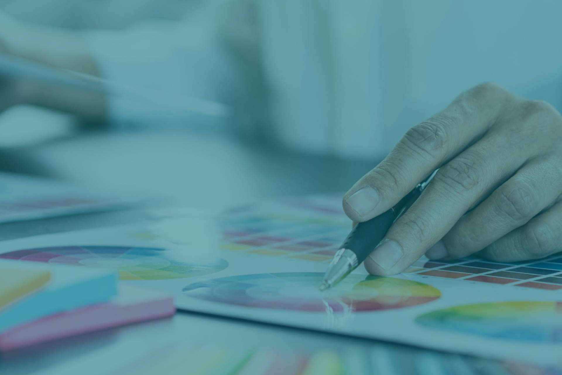 Como reciclarse como diseñador sin dejar de trabajar, con los cursos de diseño gráfico de Issei