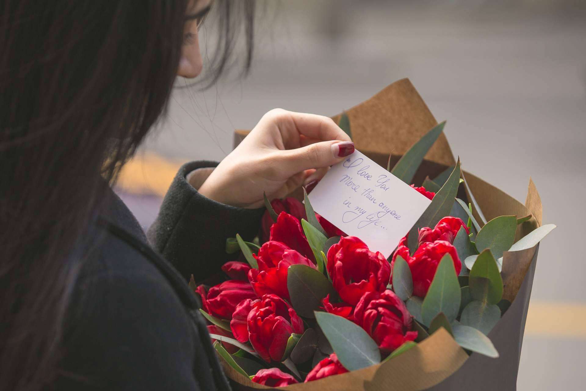 Flores a domicilio, la forma más elegante de expresar gratitud con teleROSA