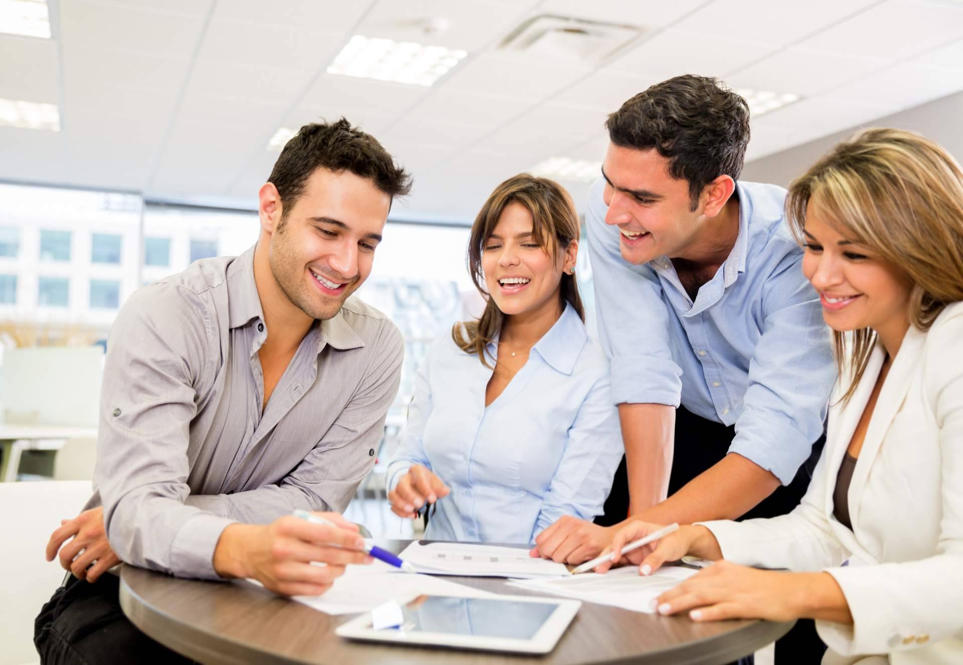 Networking digital en ENEB; un puente entre estudiantes, profesionales y empresas