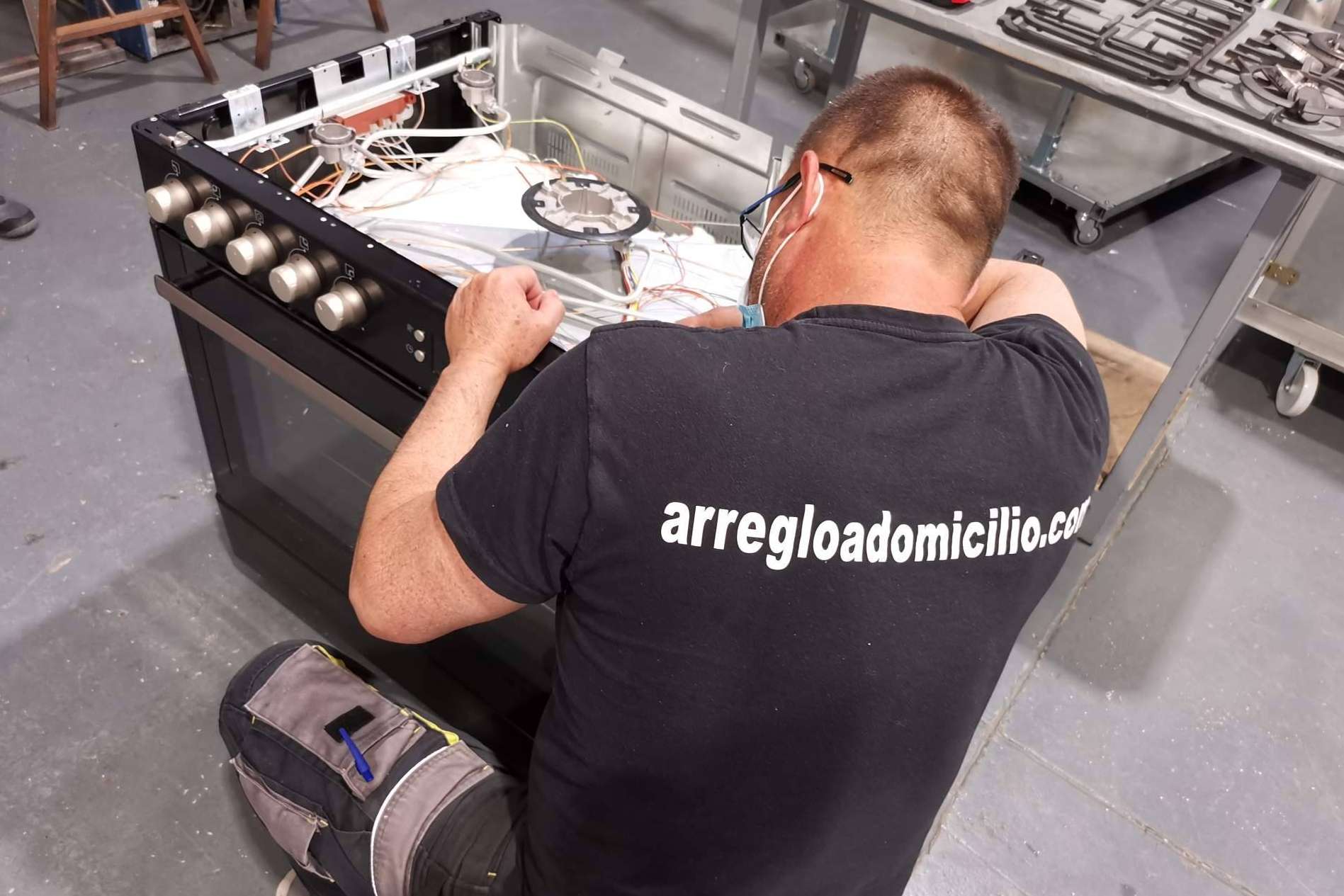 Reparación de electrodomésticos a domicilio; Arreglo a Domicilio refuerza su servicio técnico de neveras, lavadoras y calentadores