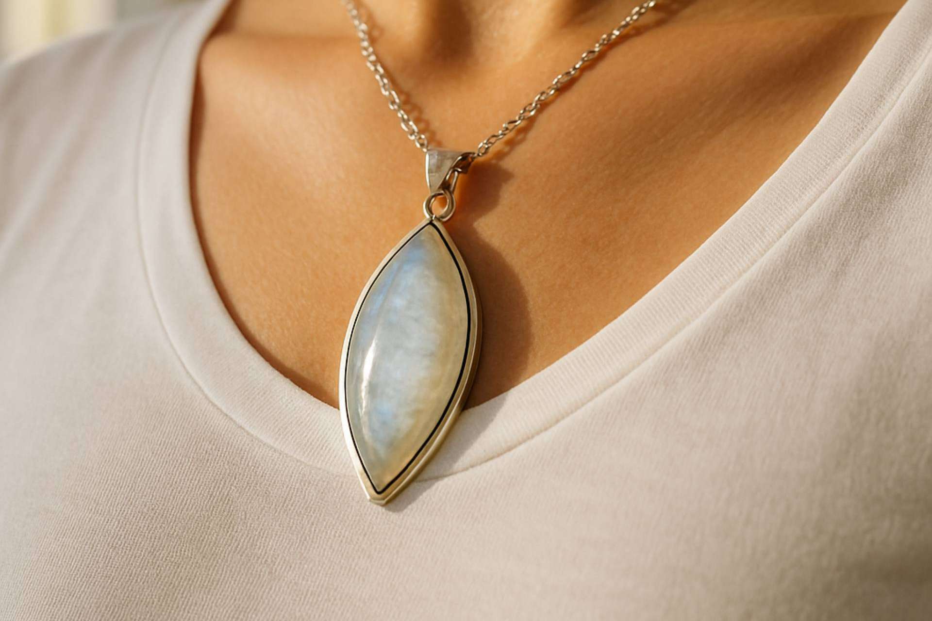 La tienda en línea UniArt Minerales destaca en el mercado mayorista de joyería de plata con piedras naturales