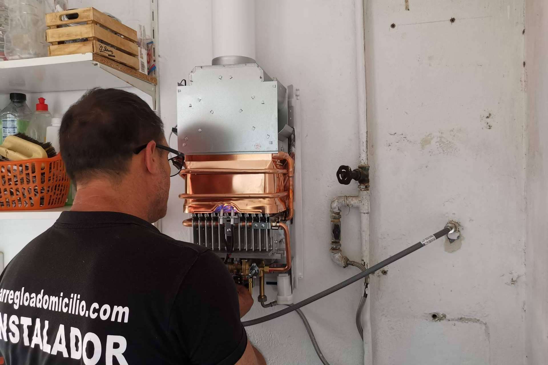Arreglo a Domicilio, asistencia técnica para termos de gas y calderas en Tenerife